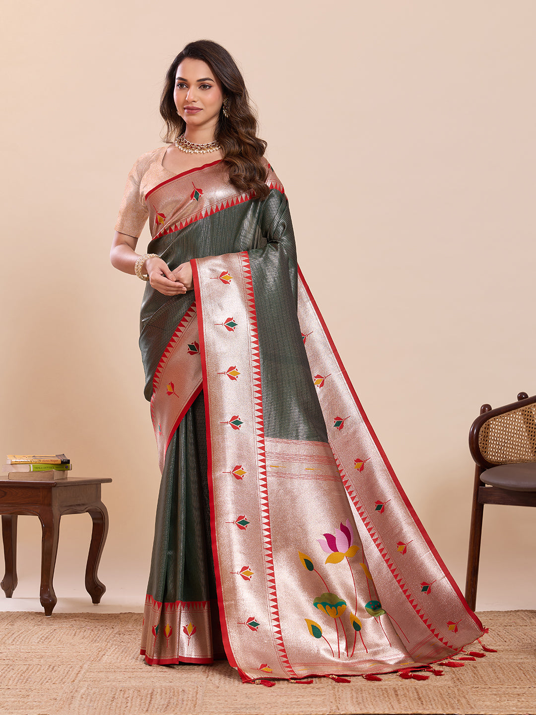 LOTUS PAITHANI ST-GREEN