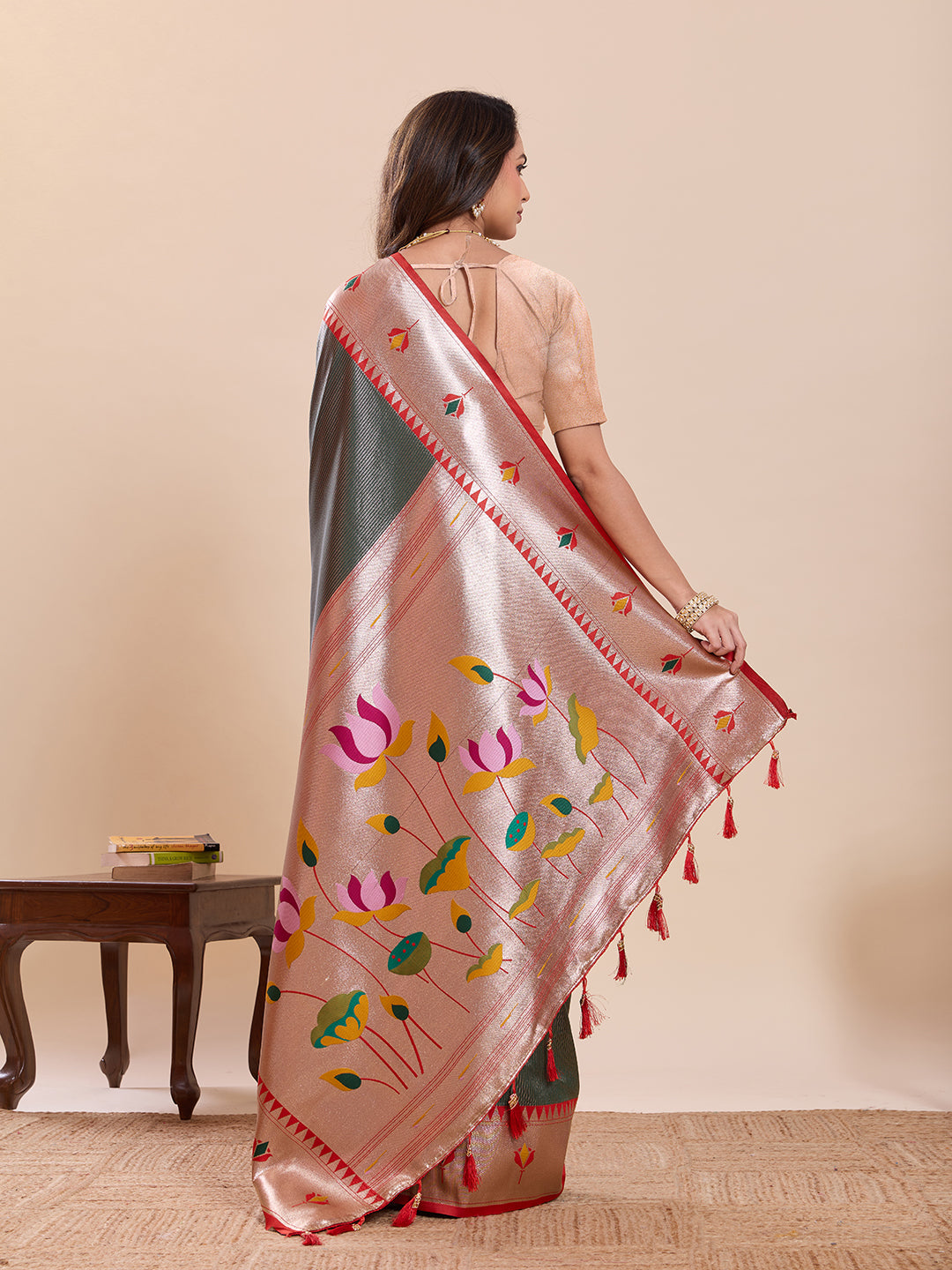 LOTUS PAITHANI ST-GREEN