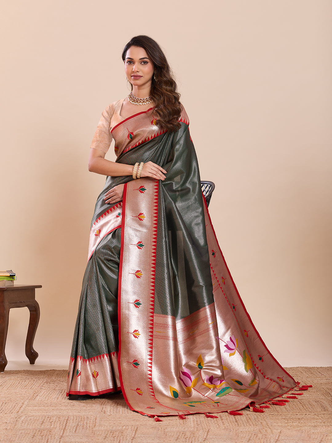LOTUS PAITHANI ST-GREEN