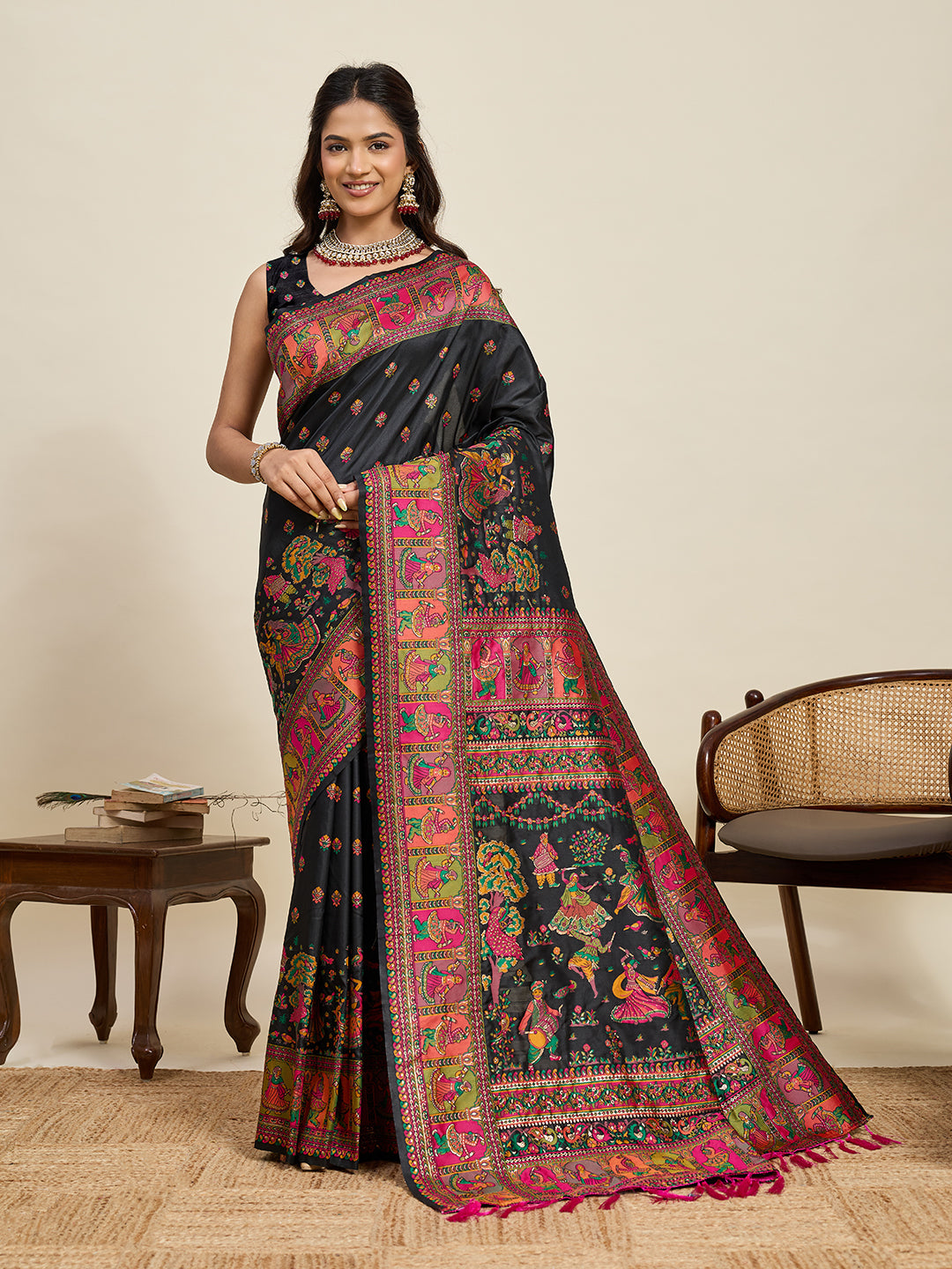 PALLAVI PASHMIA ST-BLACK