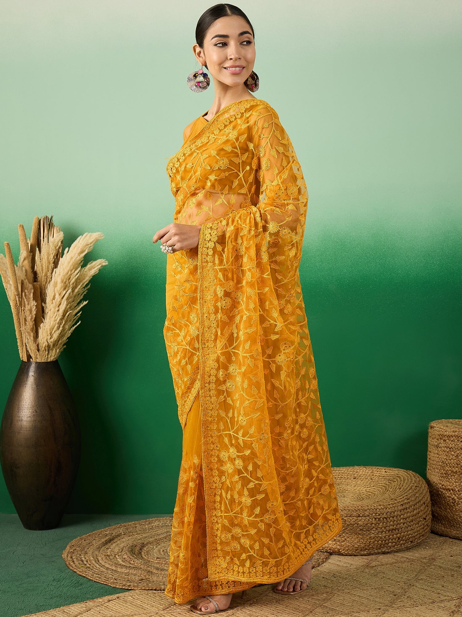 Saree