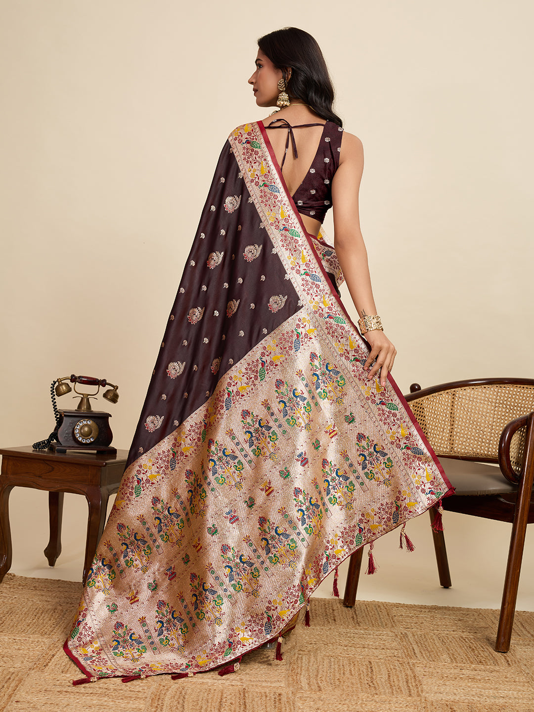 RAGINI PAITHANI ST-10004