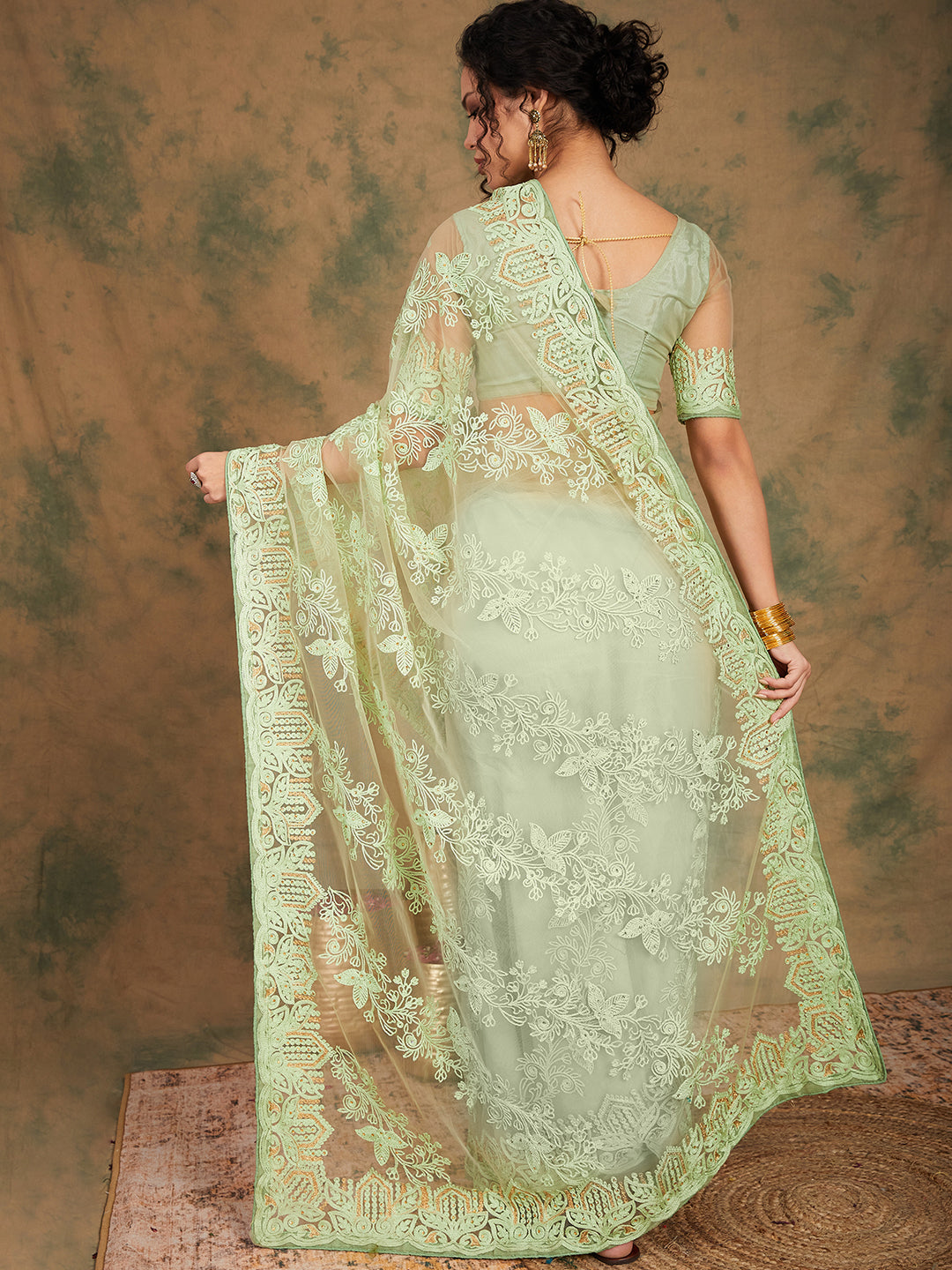 Saree
