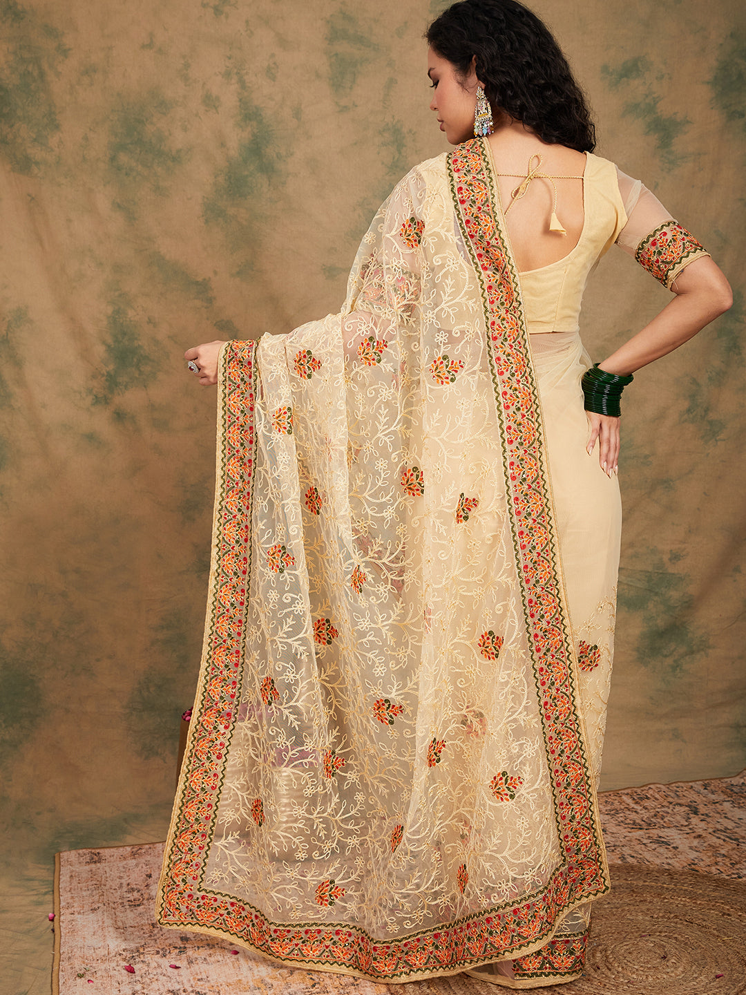 Saree