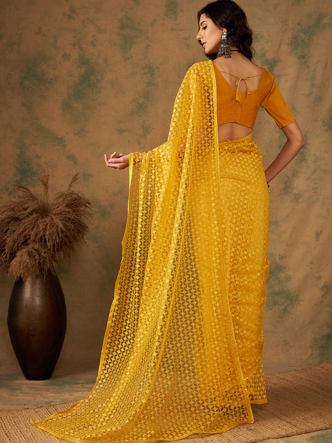 Saree