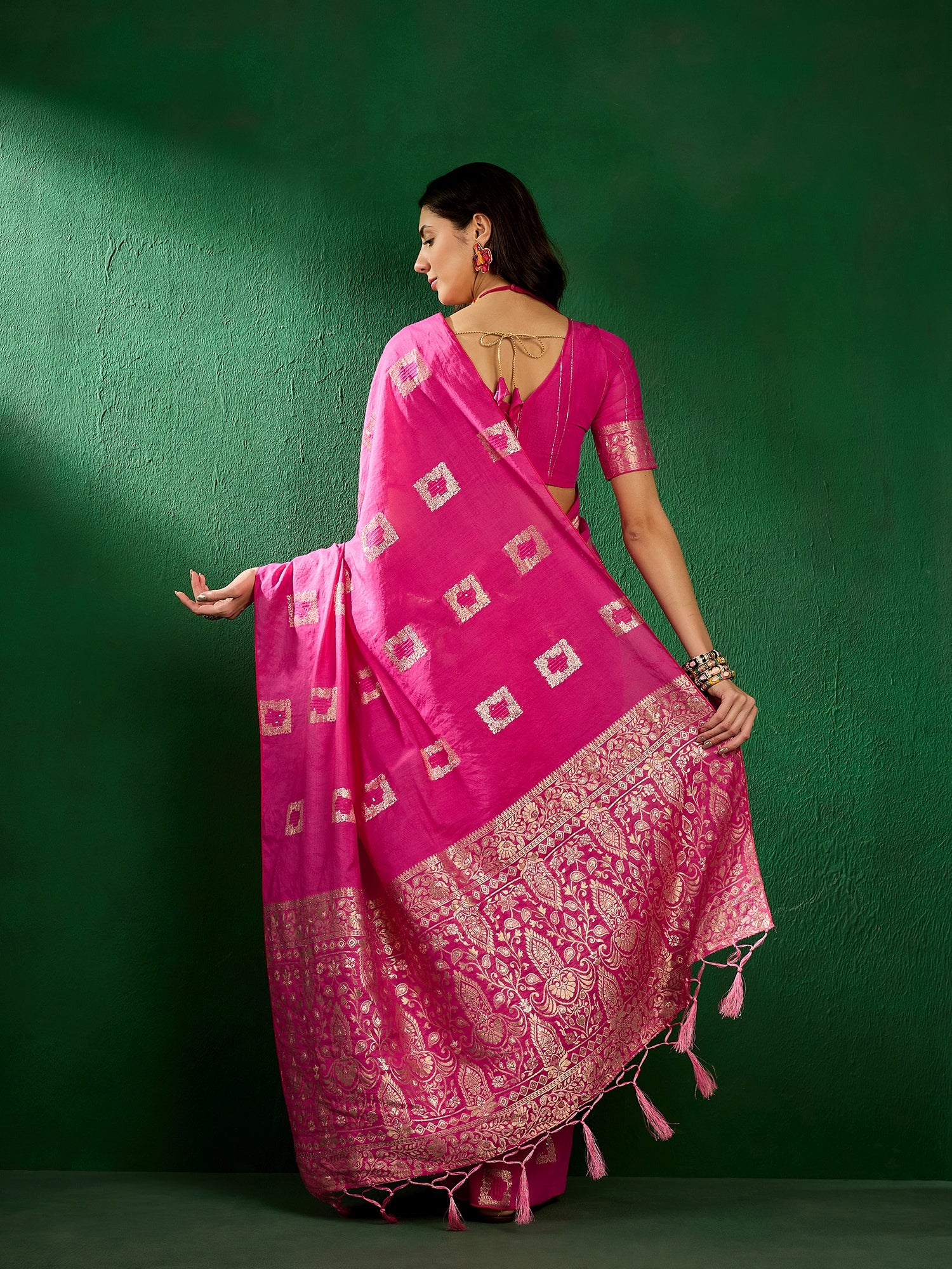 Saree