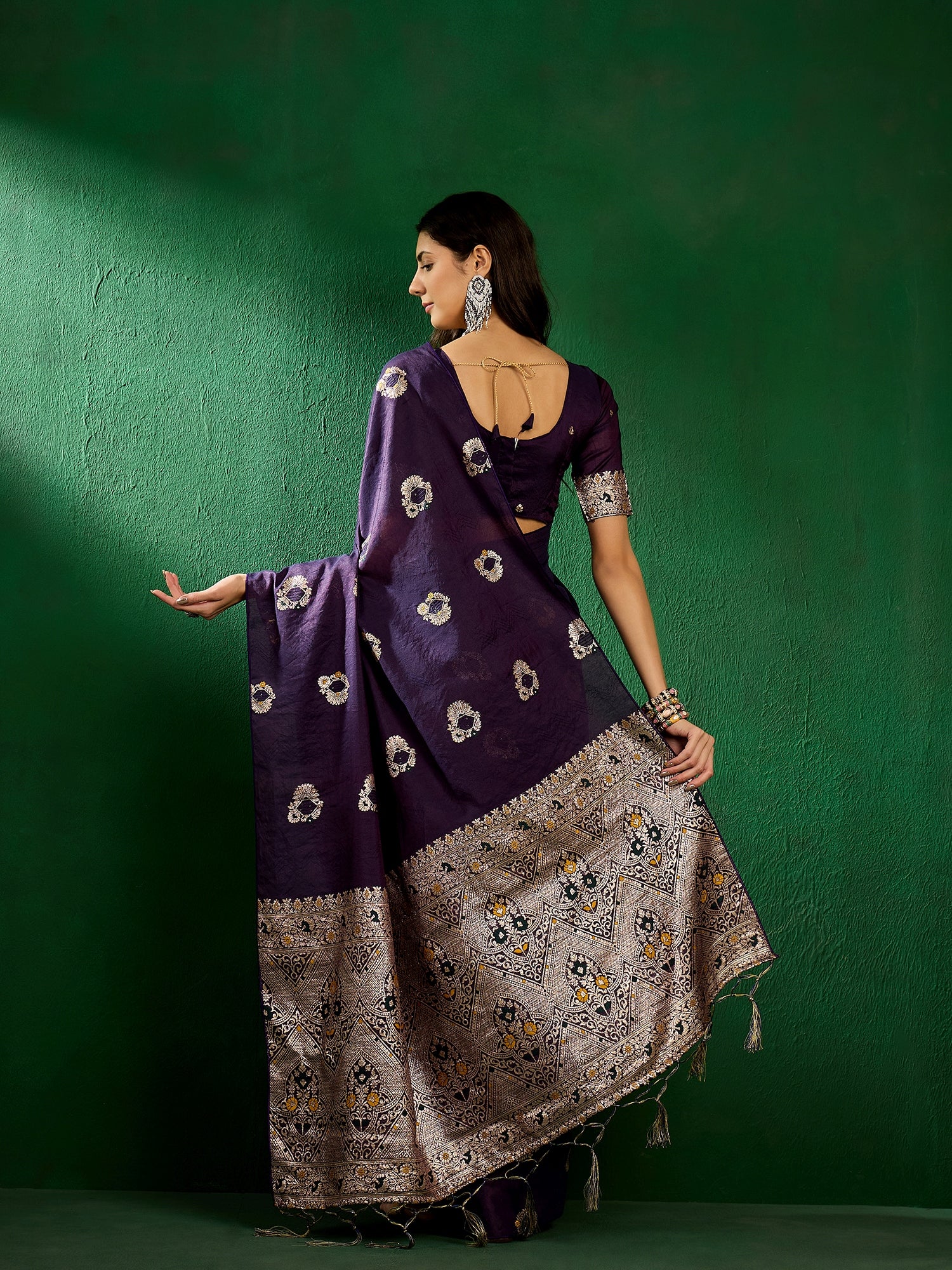 Saree