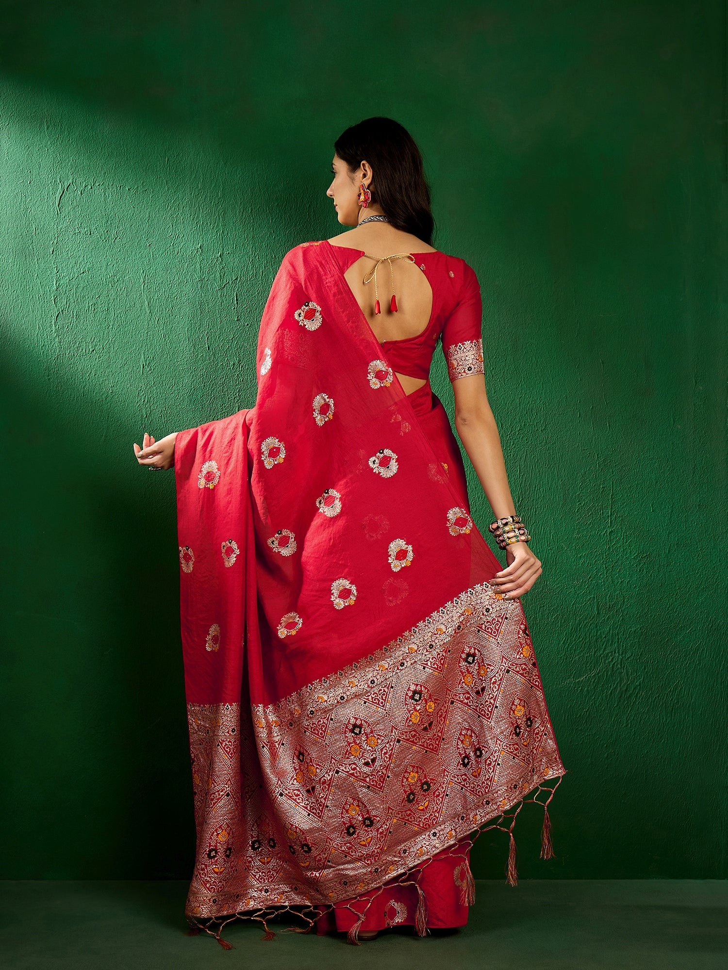 Saree