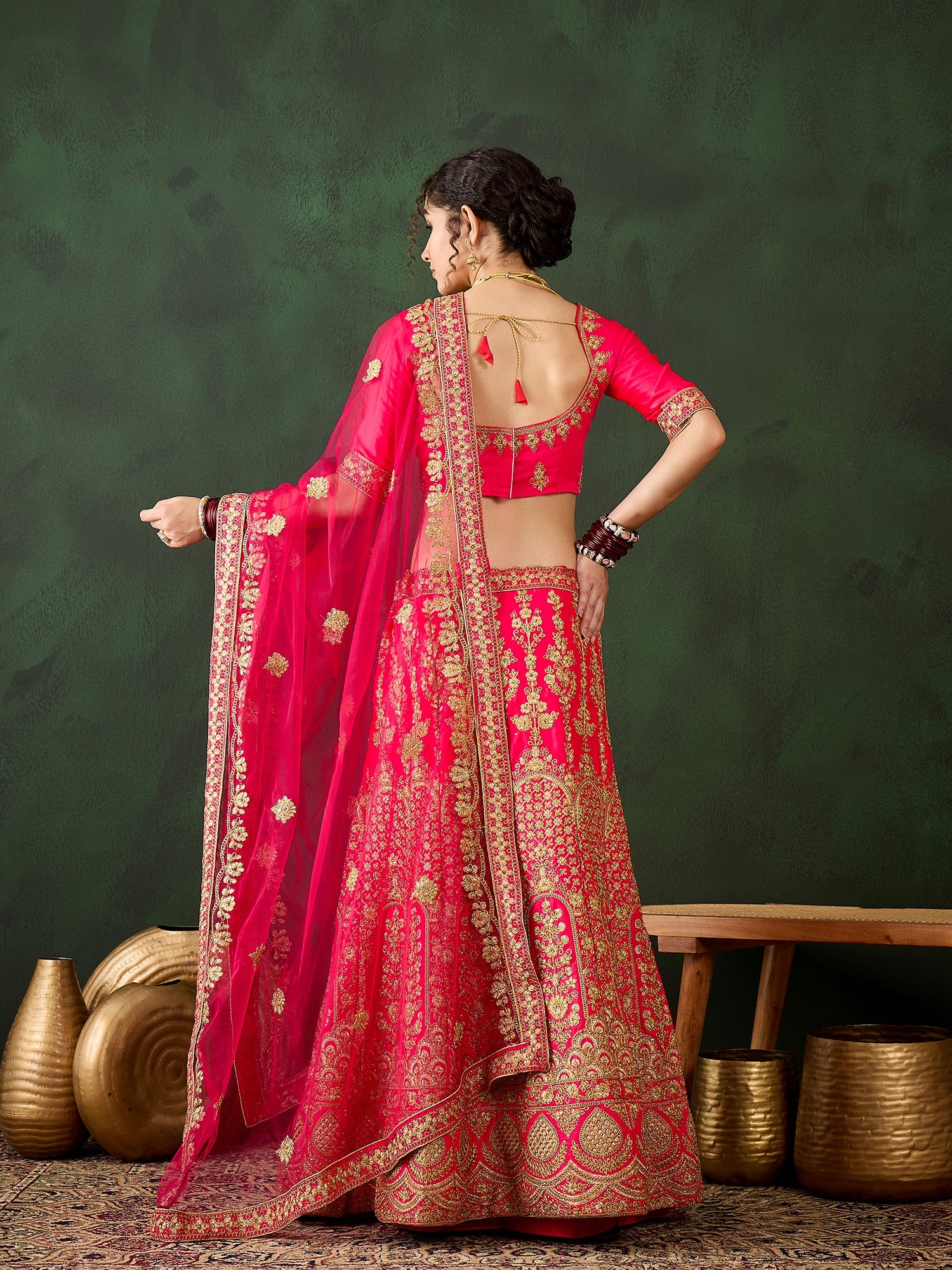 Gulnaar Zohar Lehenga