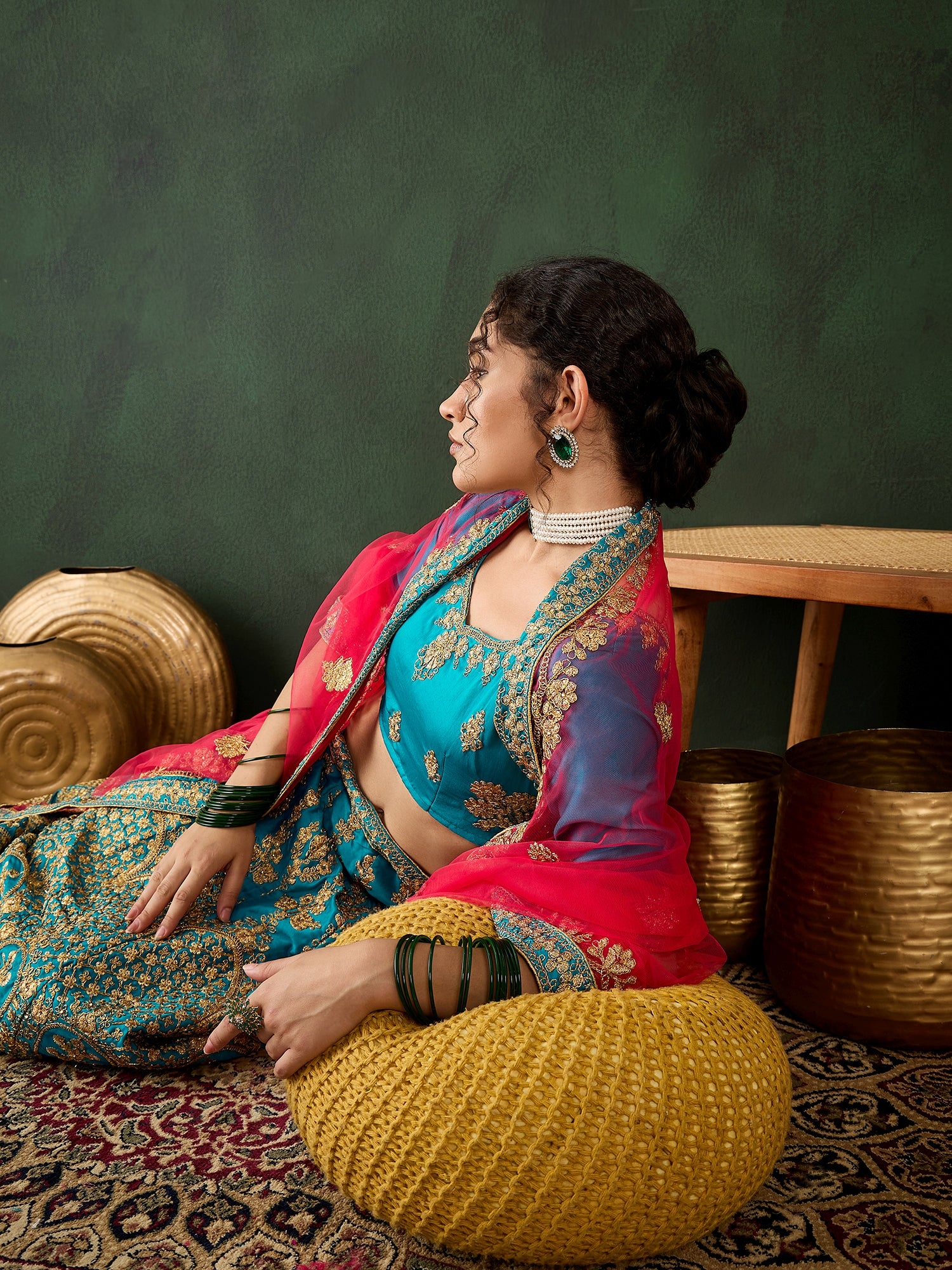 Neel-Ruhani Lehenga