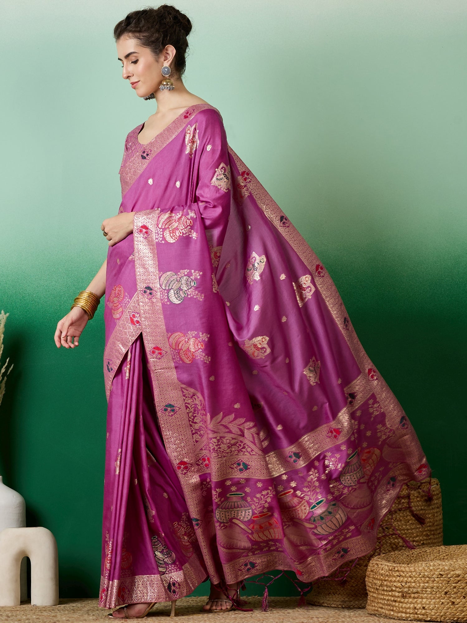 Saree