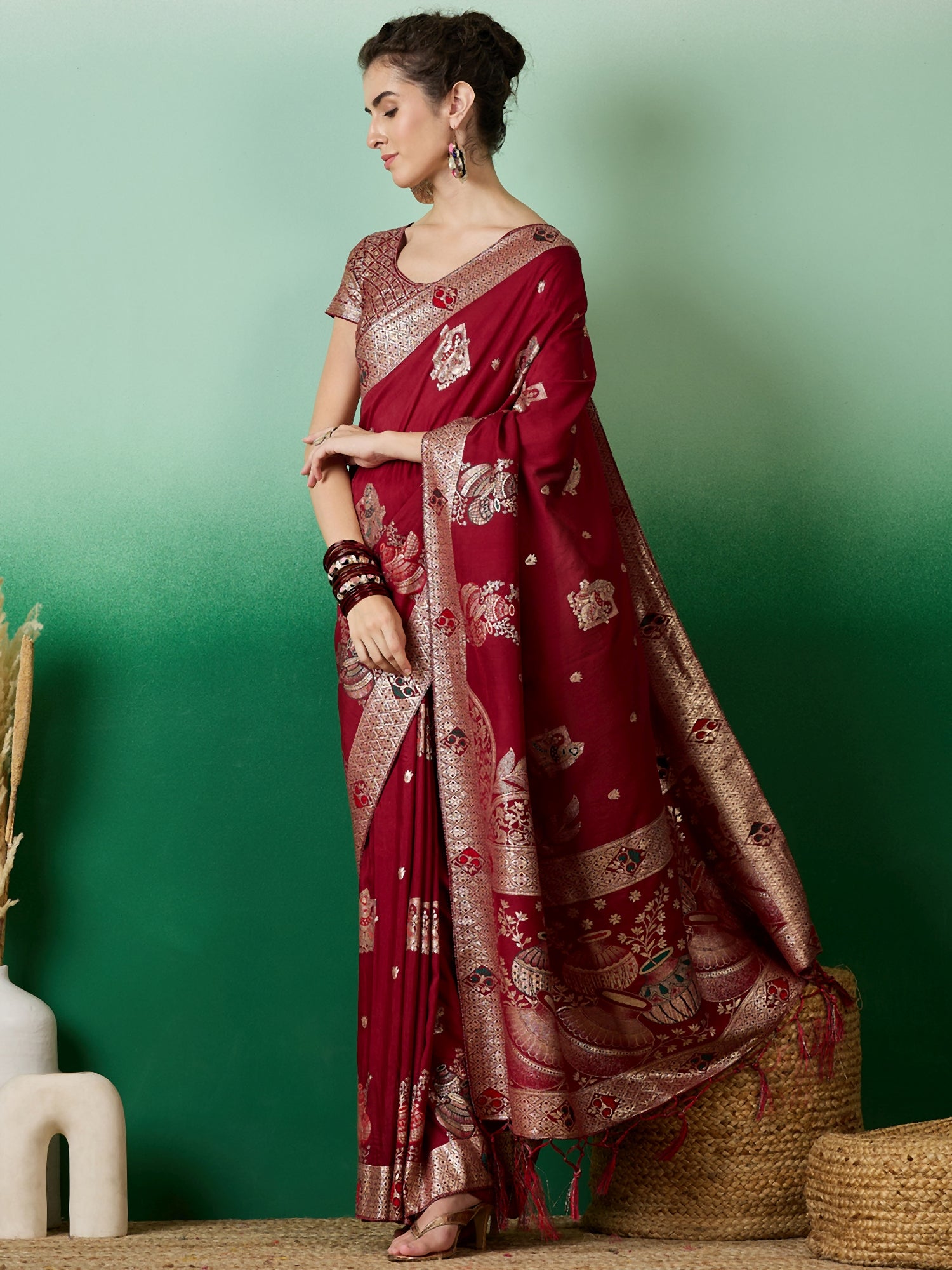 Saree