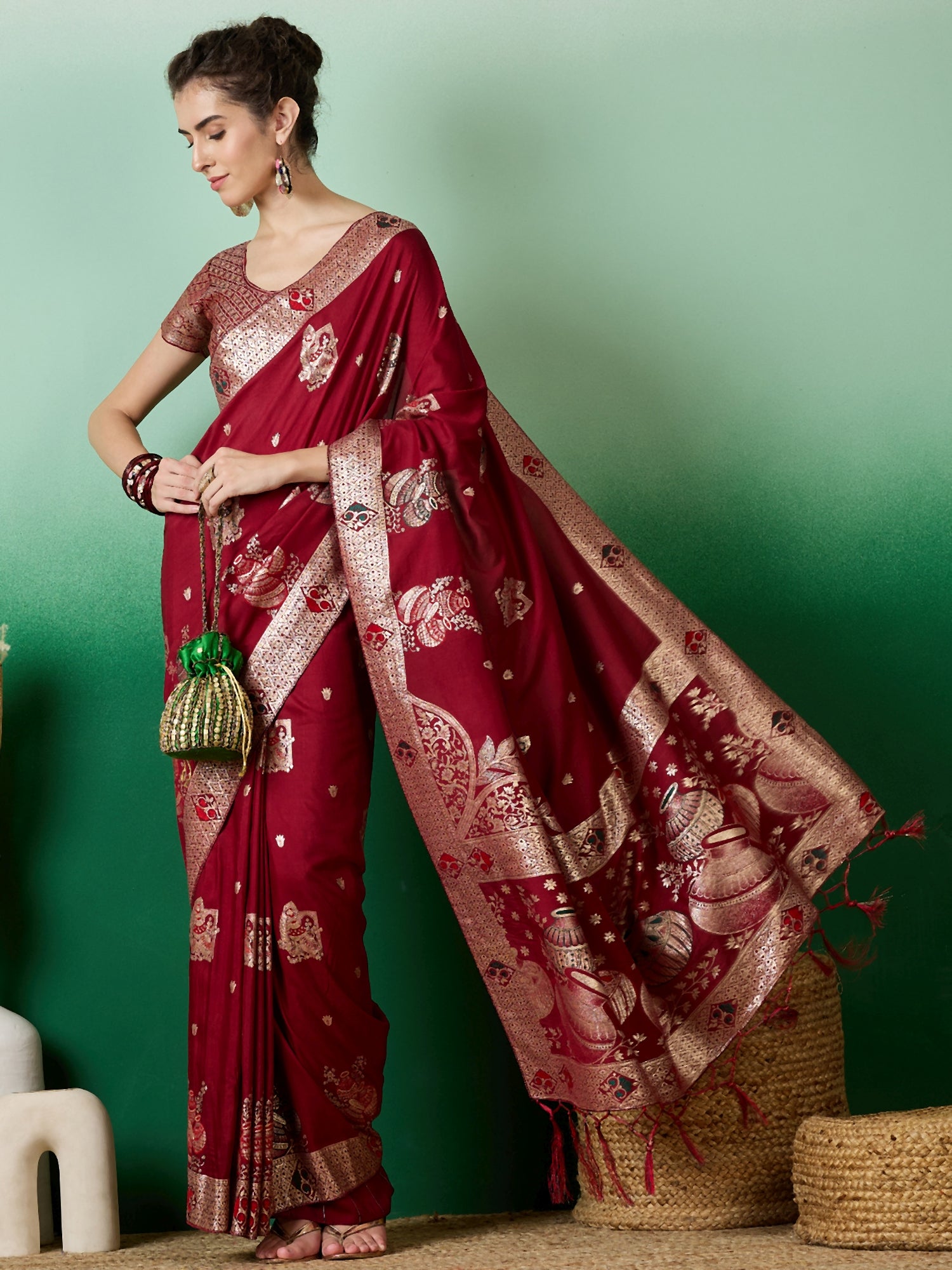 Saree