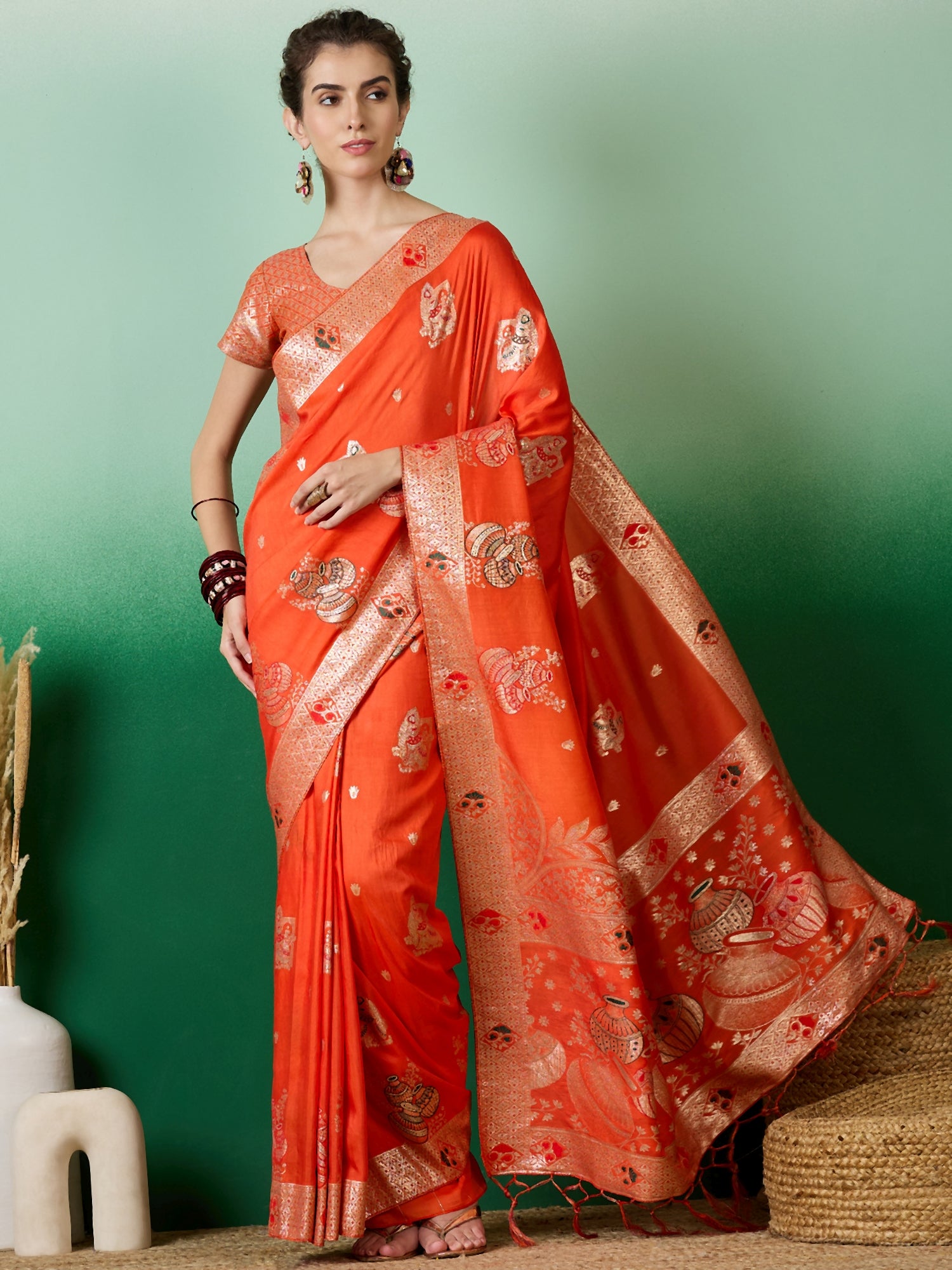 Saree