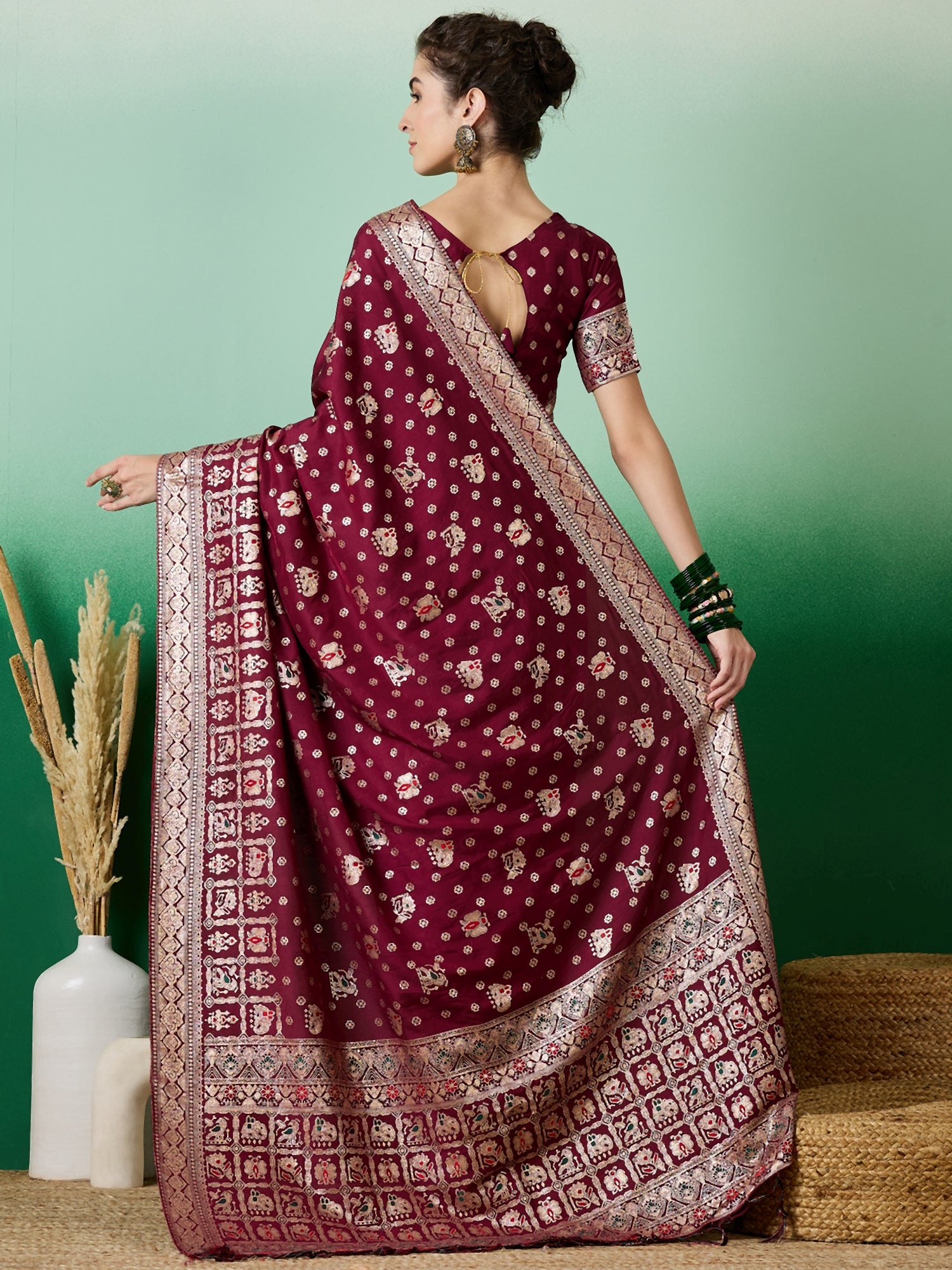 Saree