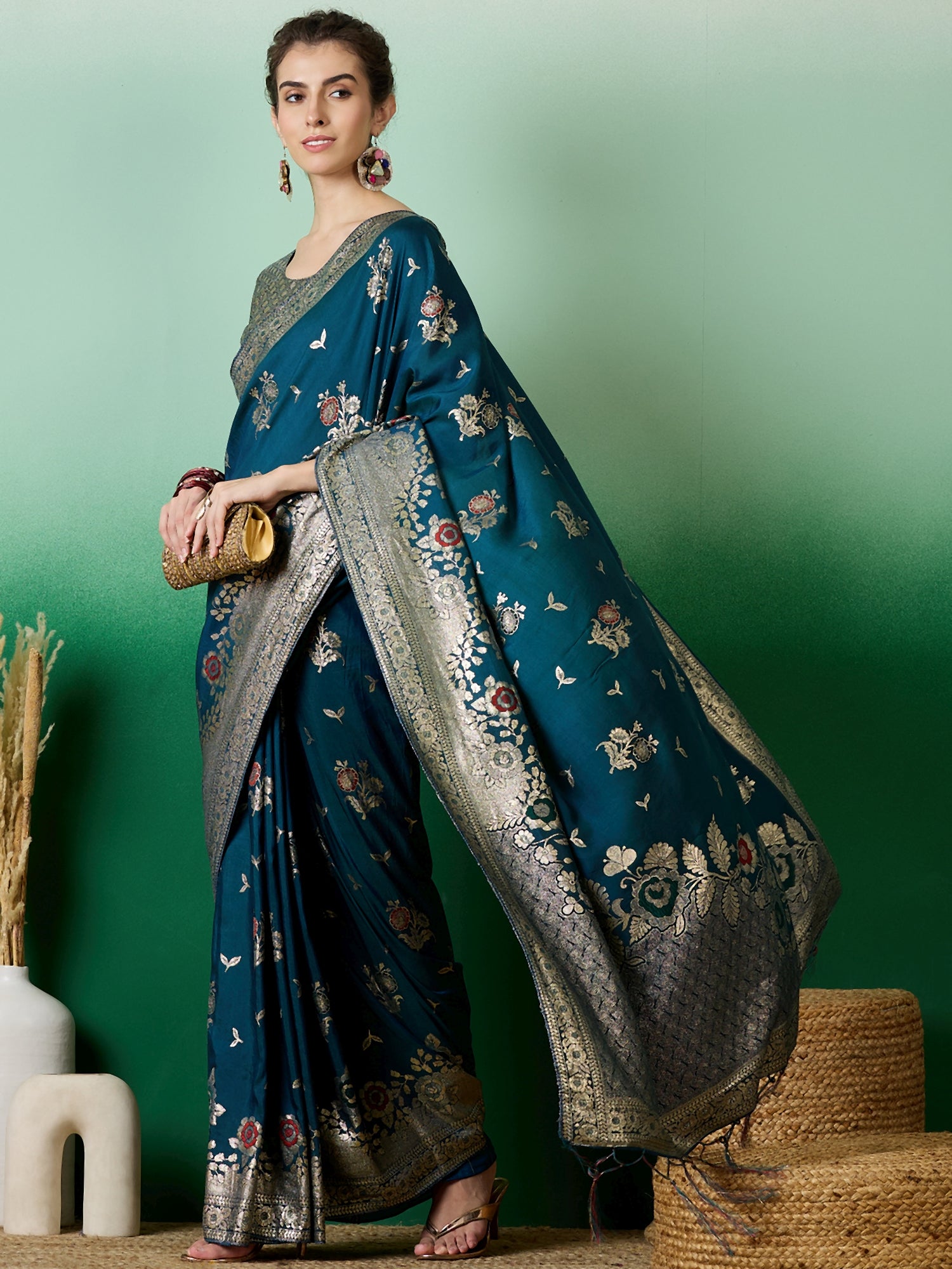 Saree