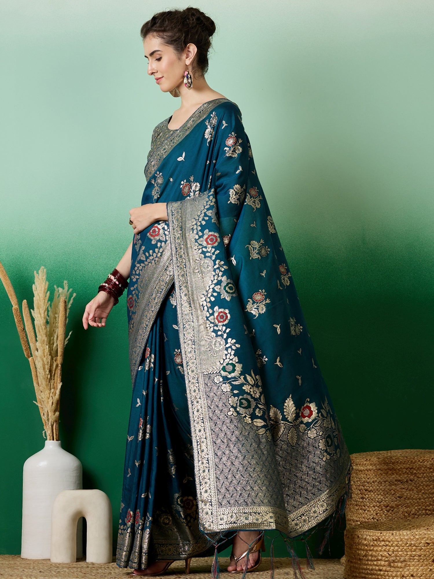 Saree