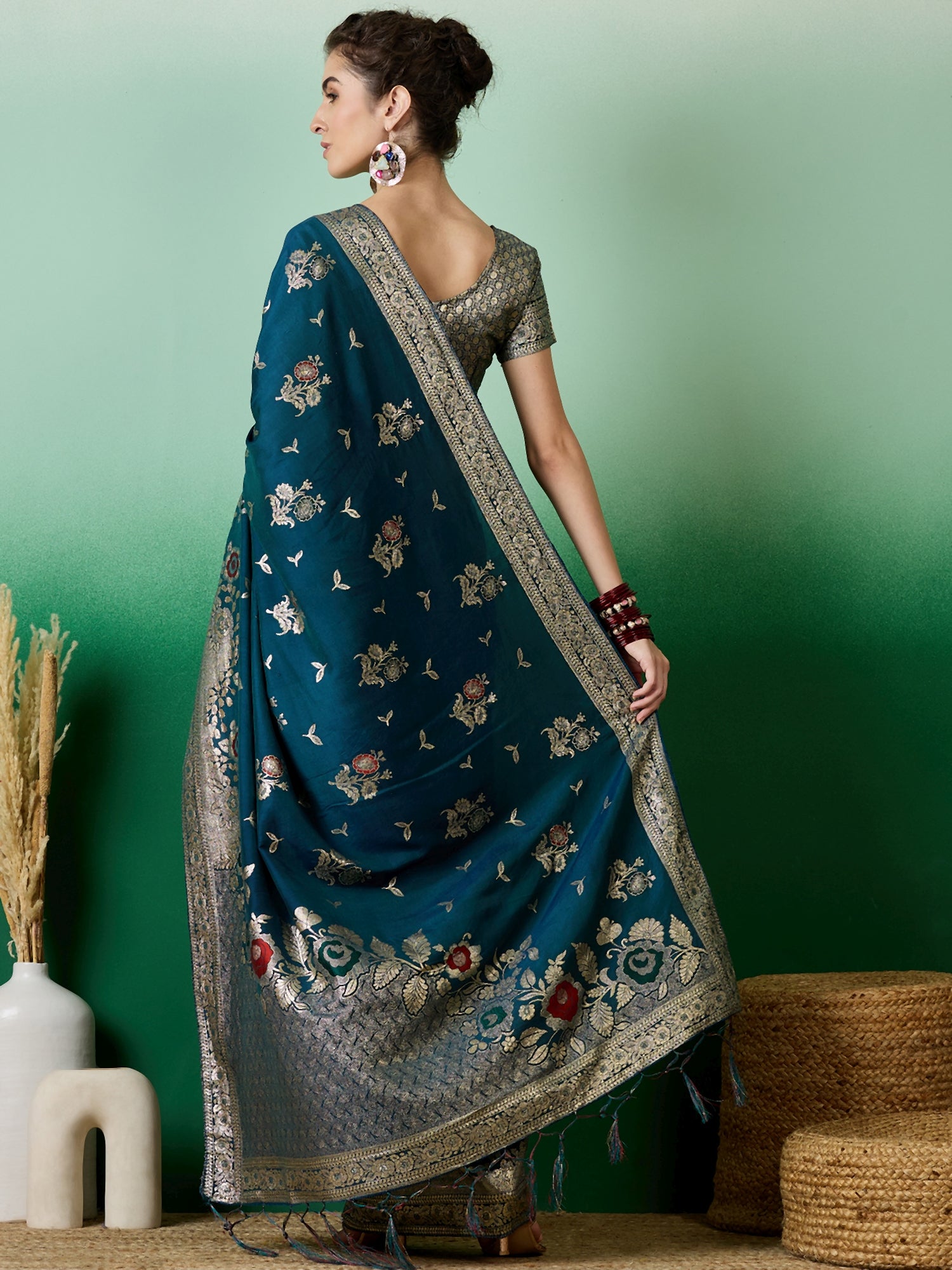 Saree
