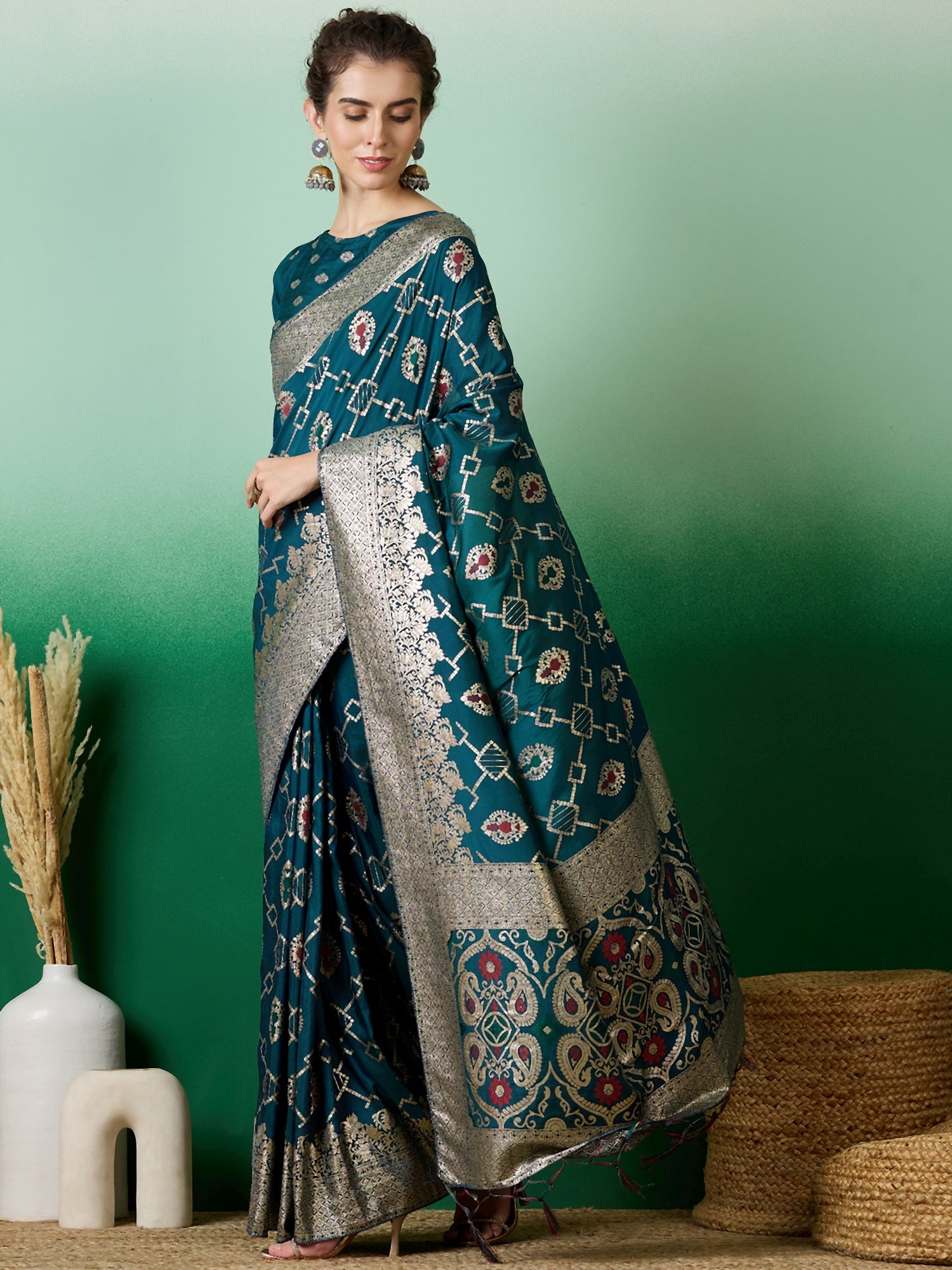 Saree