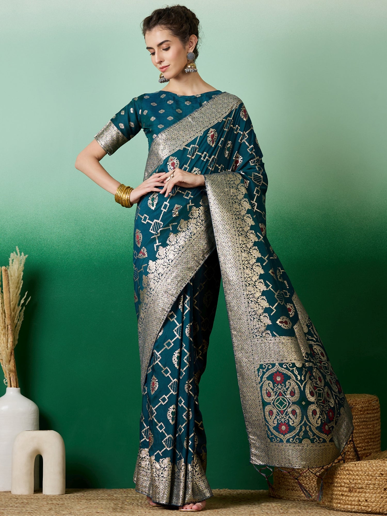 Saree