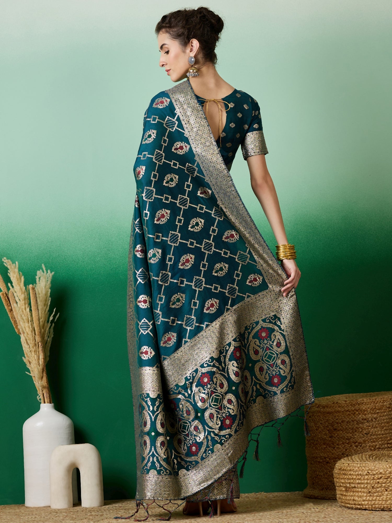 Saree