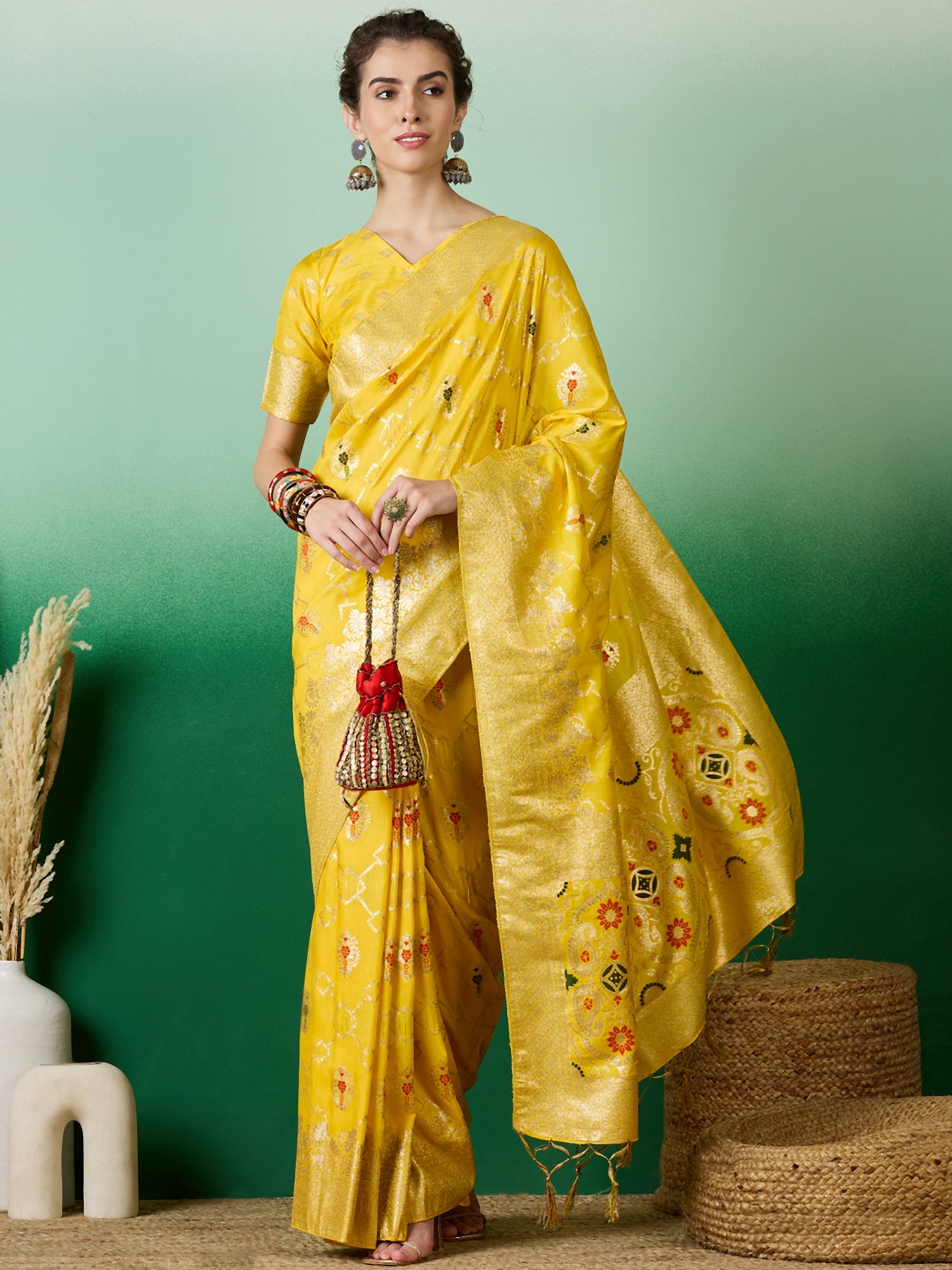 Saree