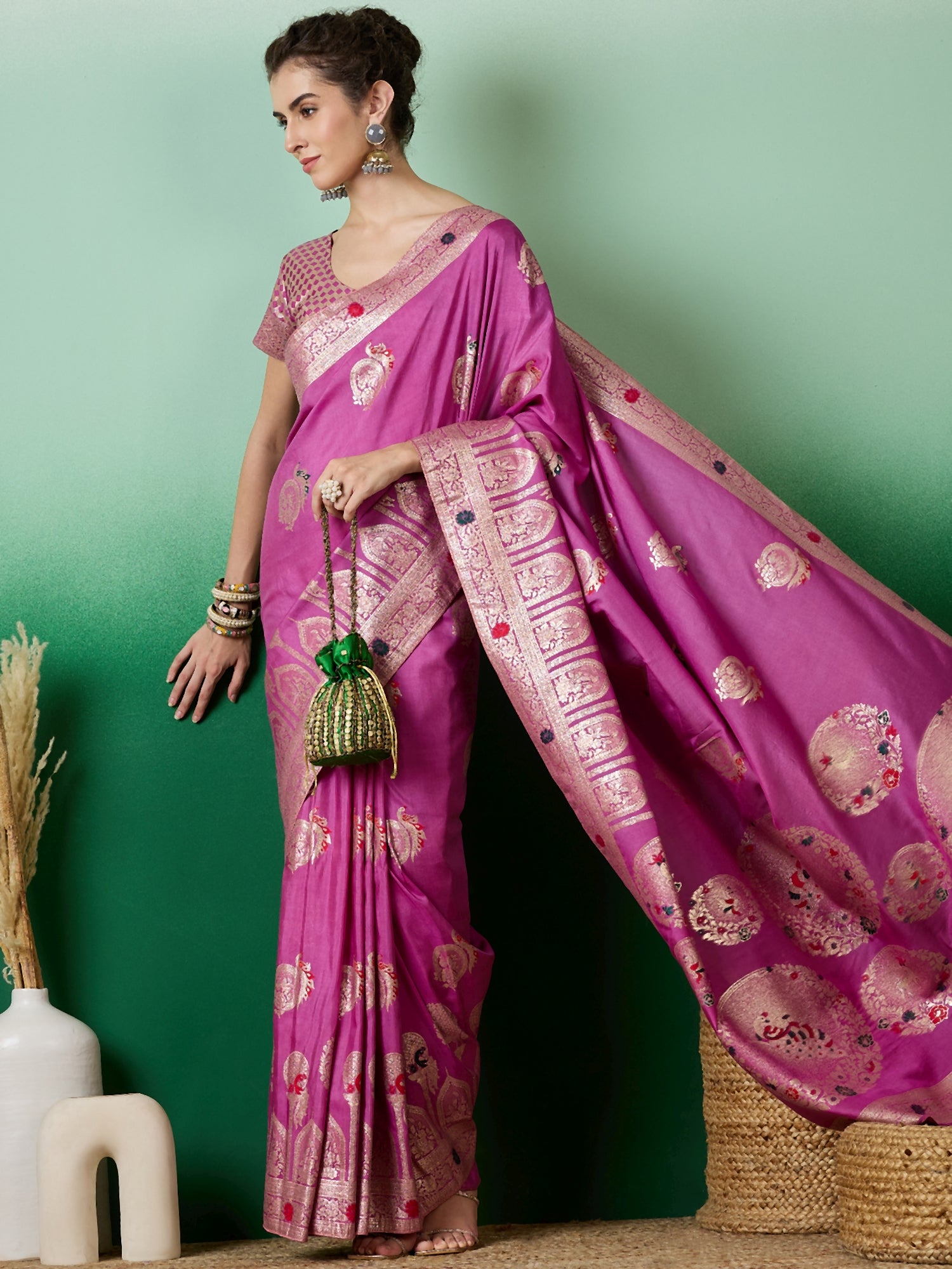 Saree