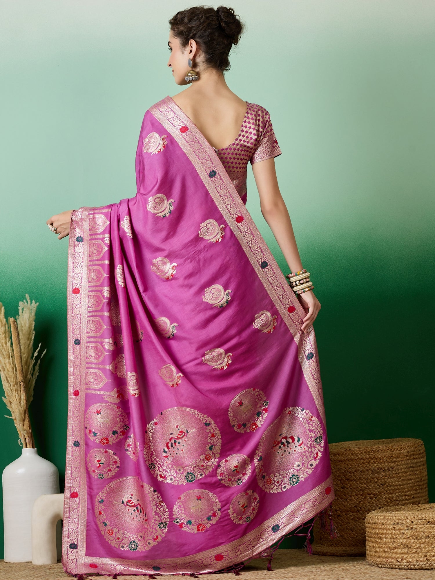 Saree