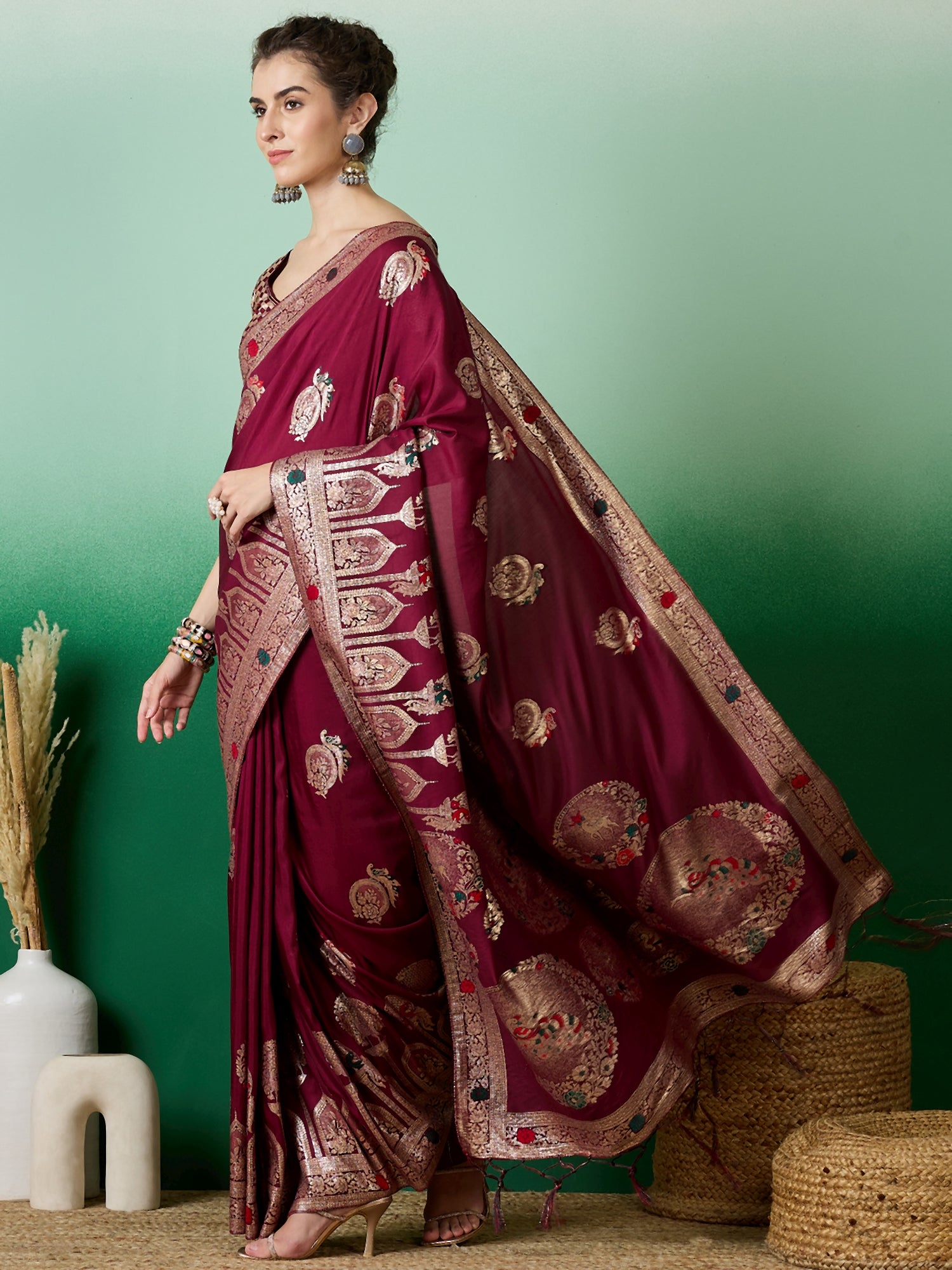 Saree