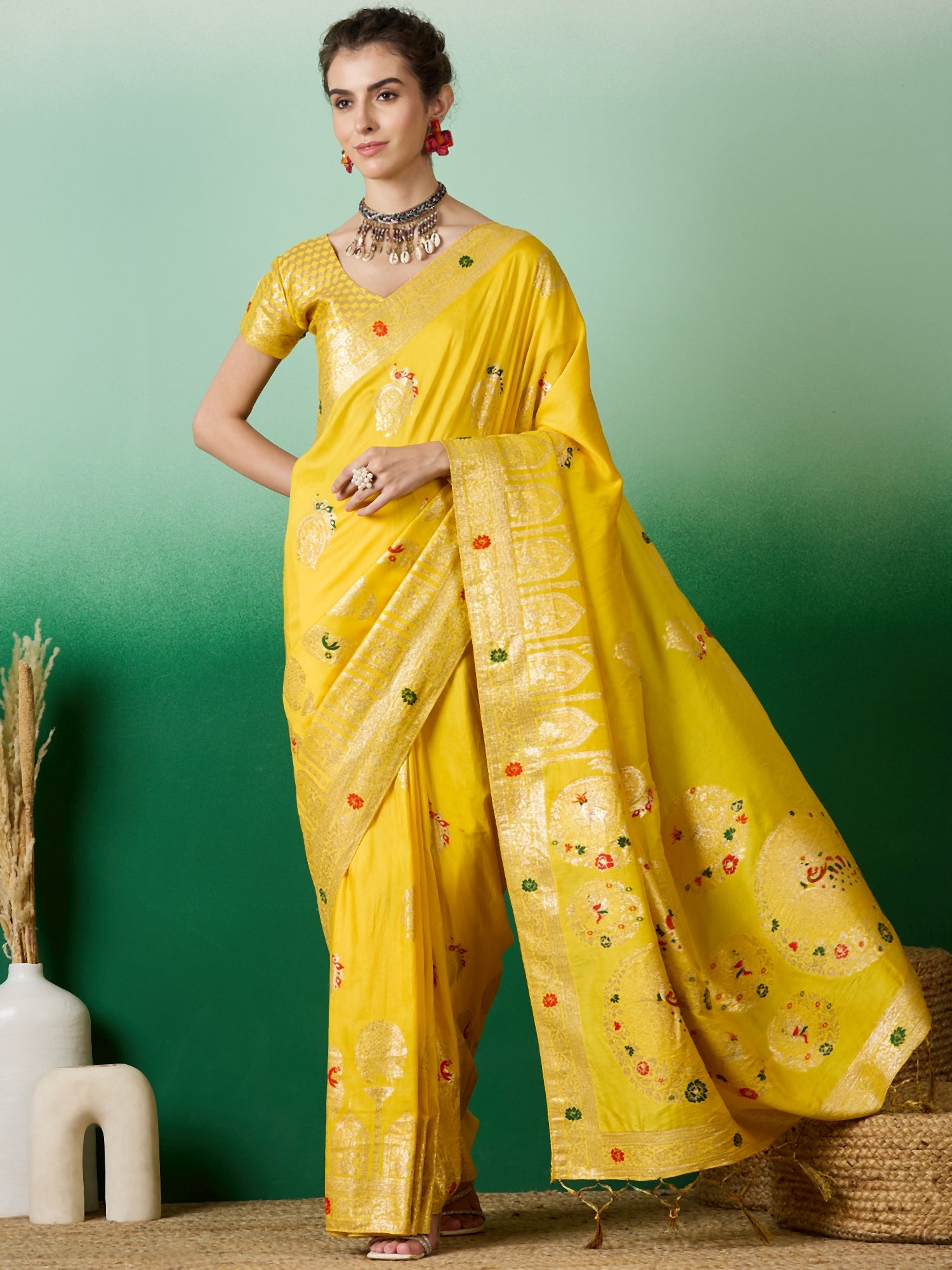 Saree