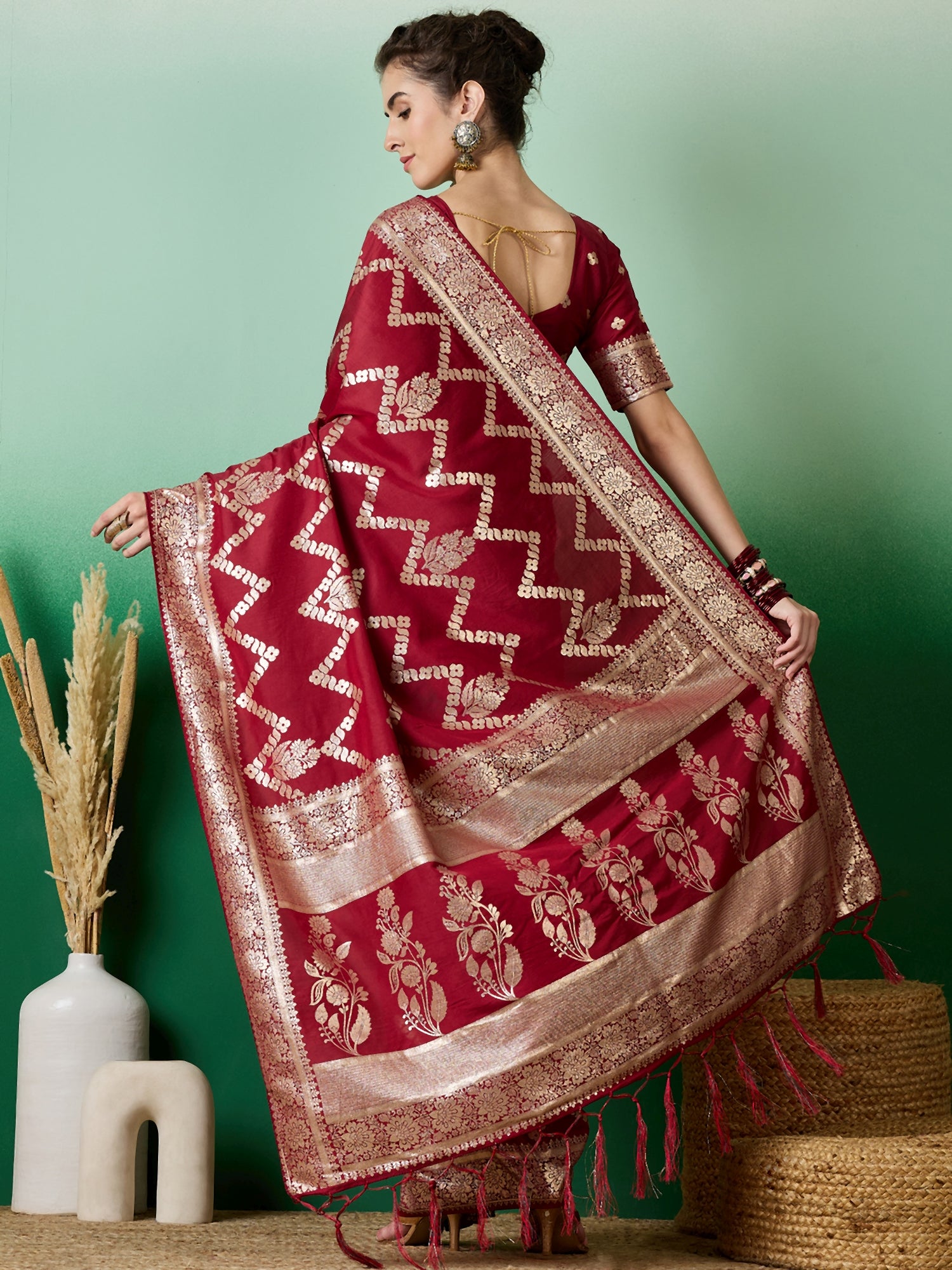 Saree
