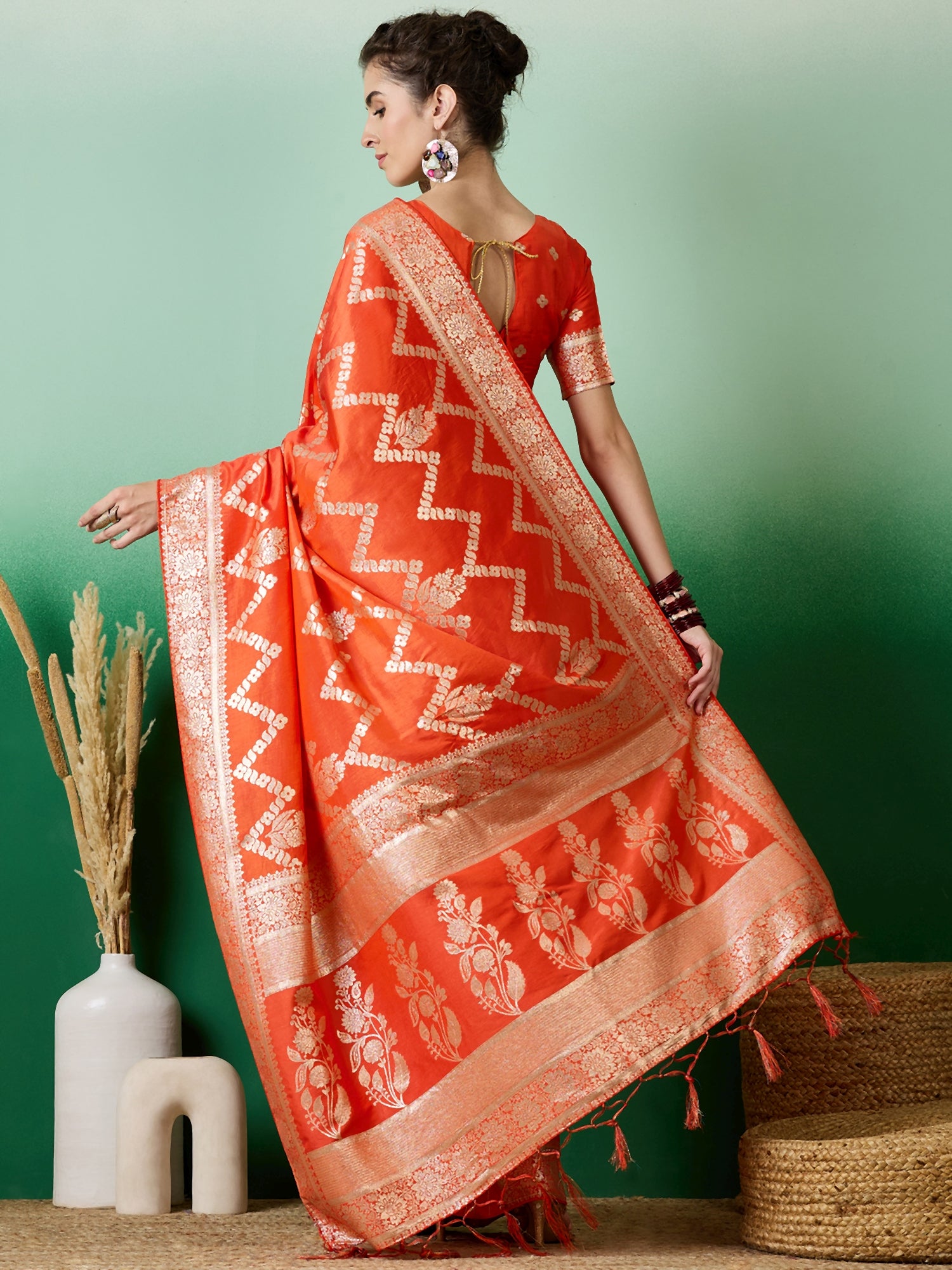 Saree