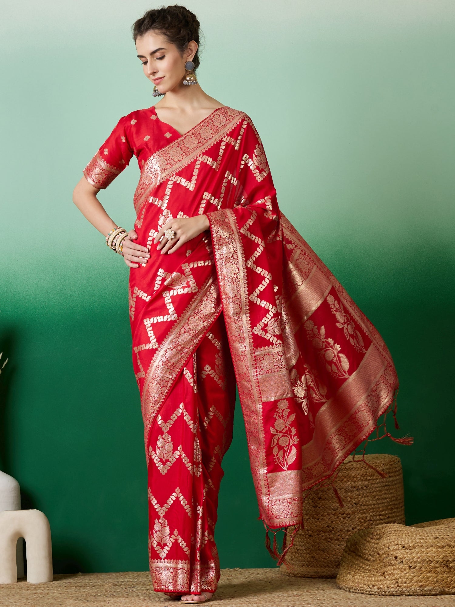 Saree