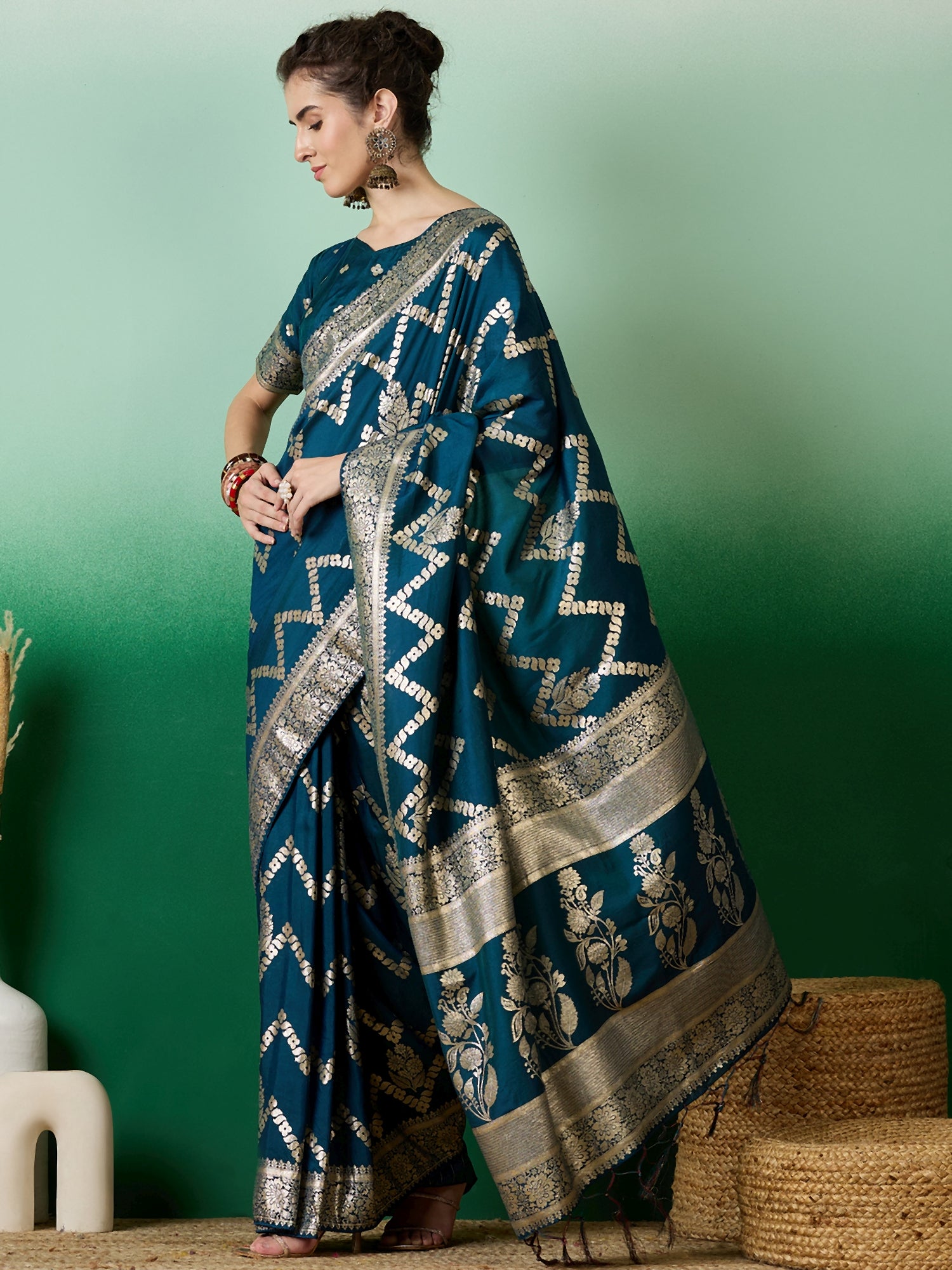 Saree