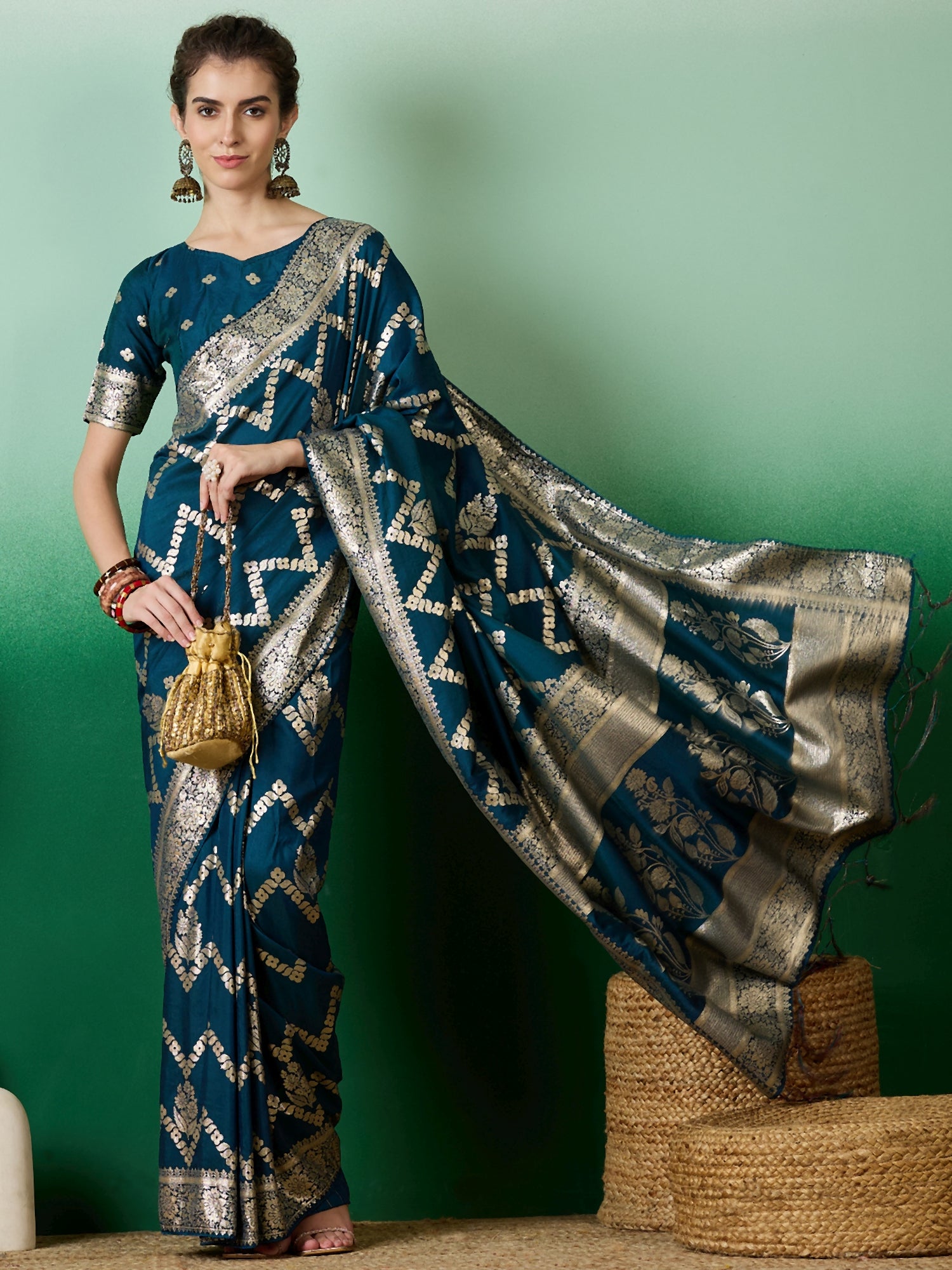 Saree