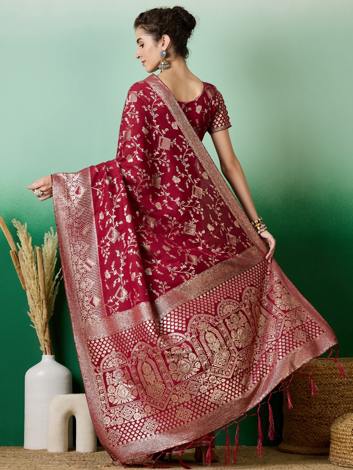Saree