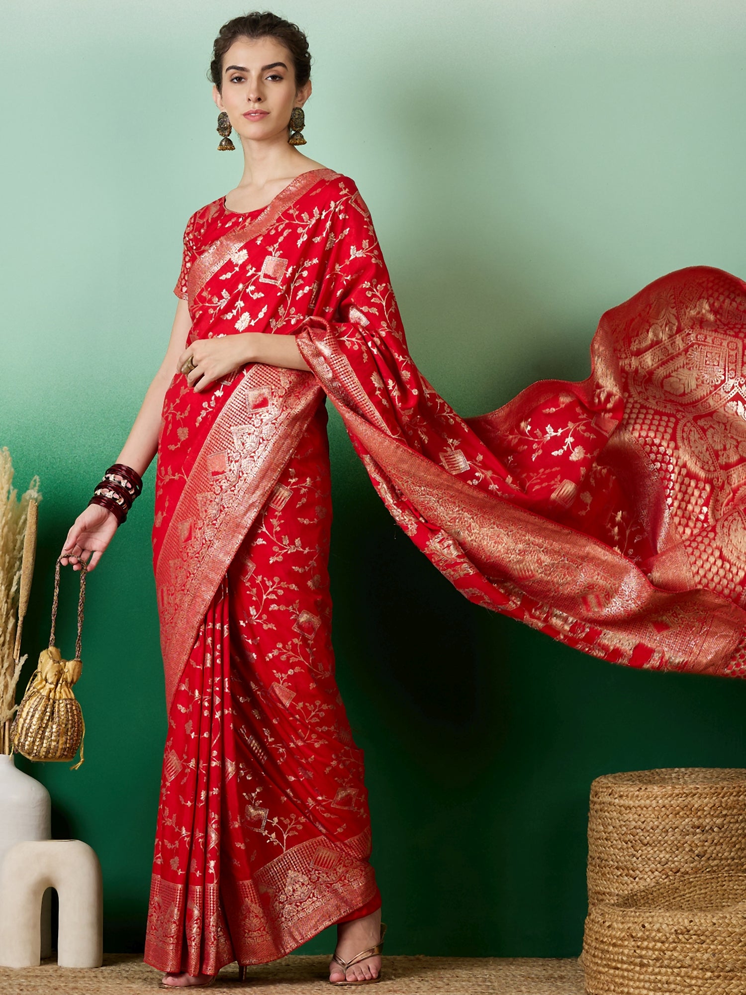 Saree