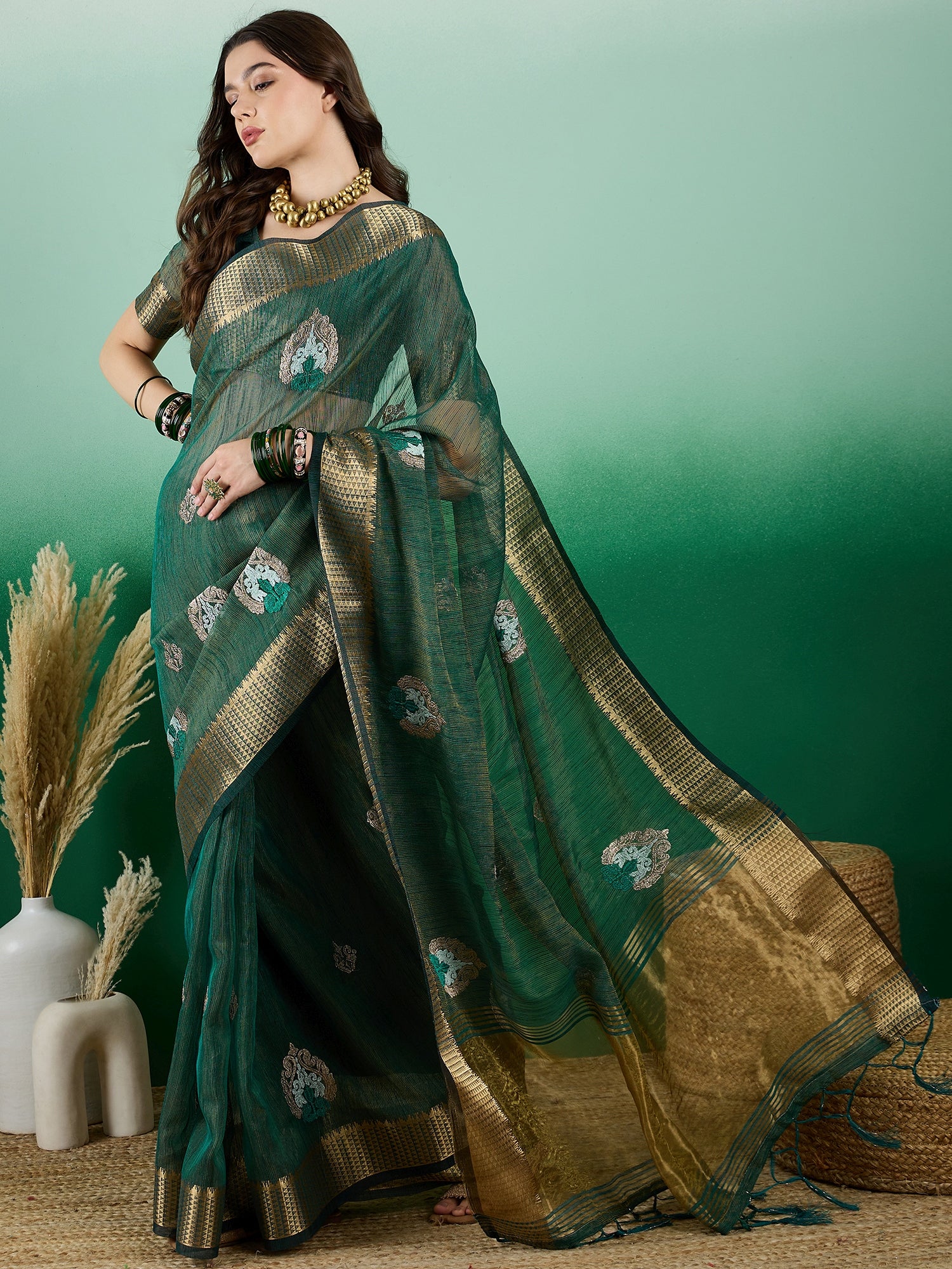 Saree