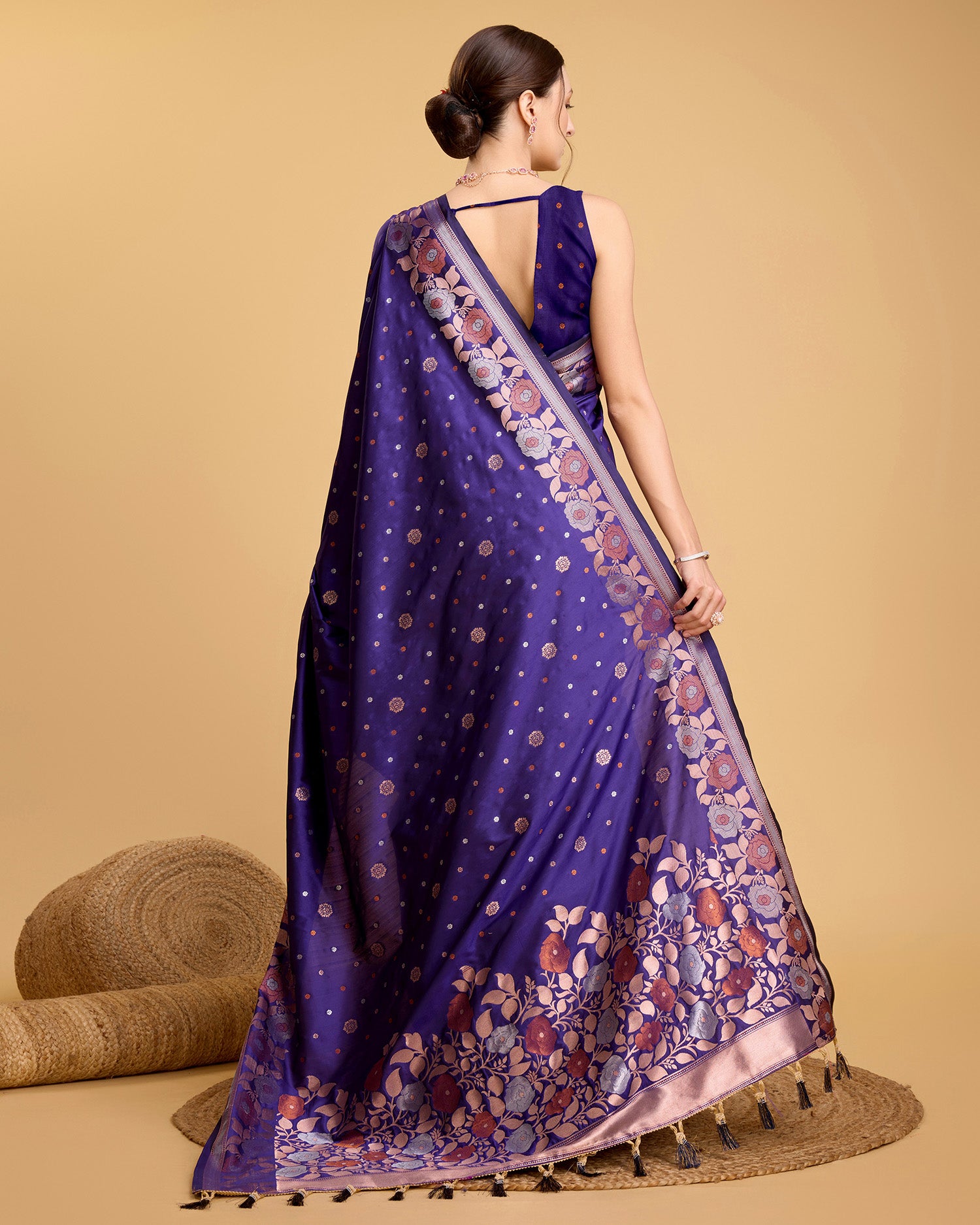 RADHIKA 01 40003
