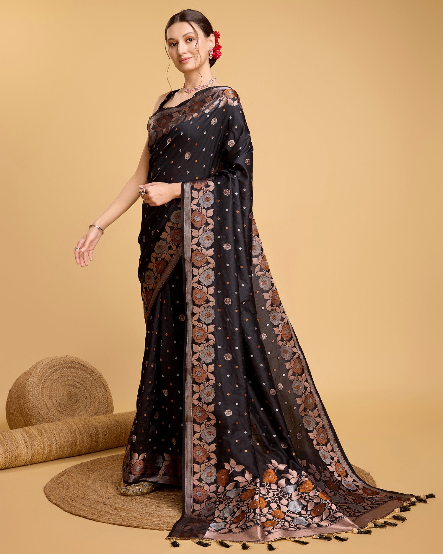 RADHIKA 01 40004