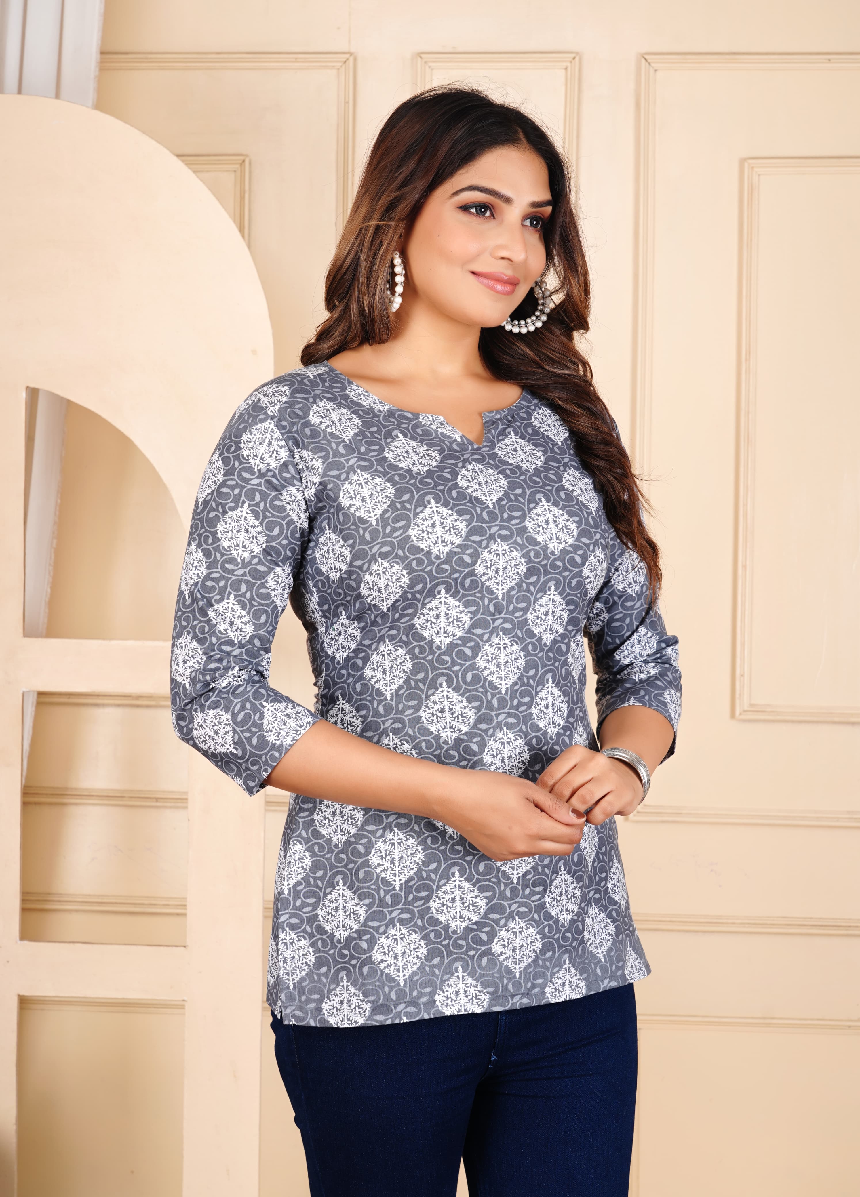 Short Kurti