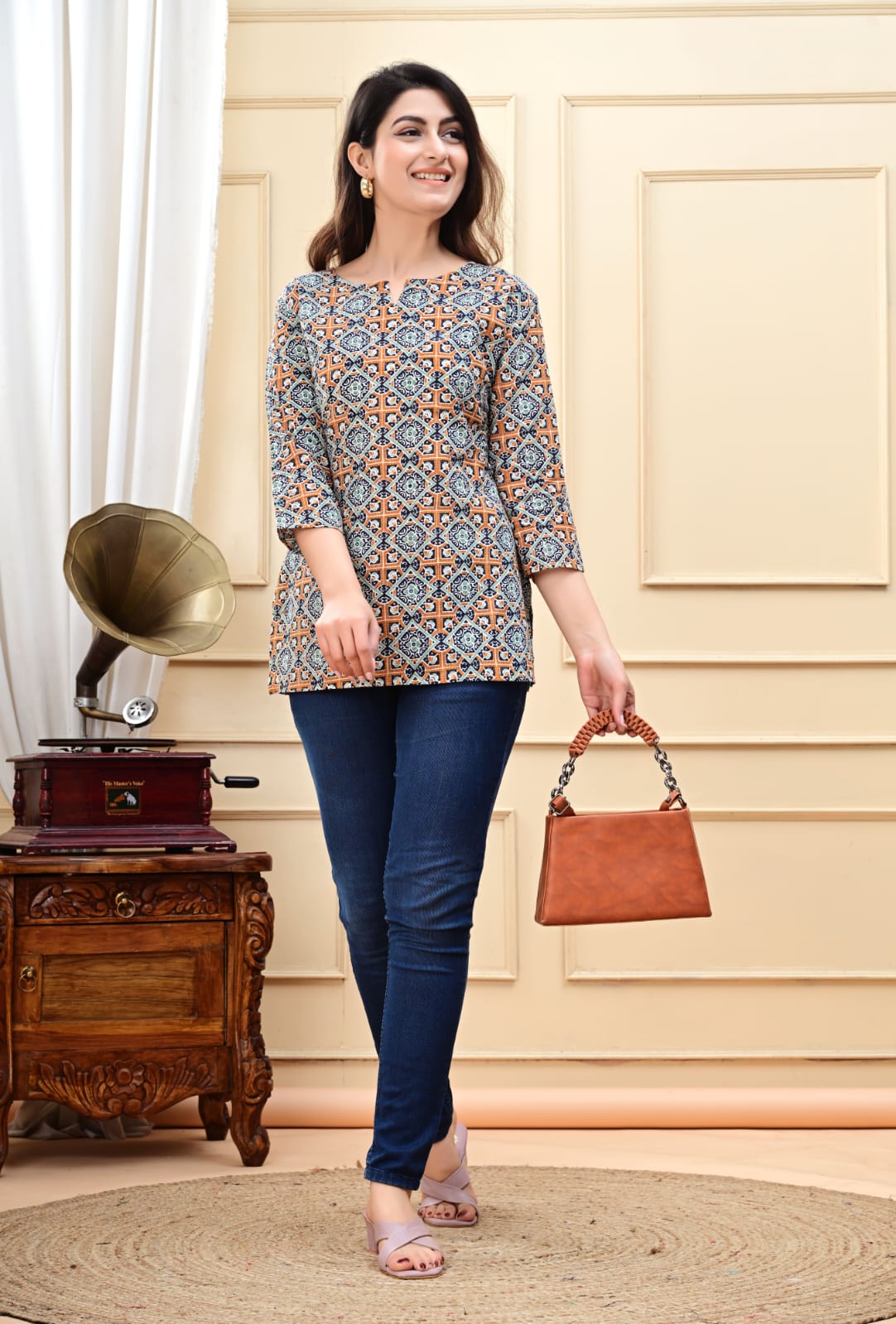 Short Kurti