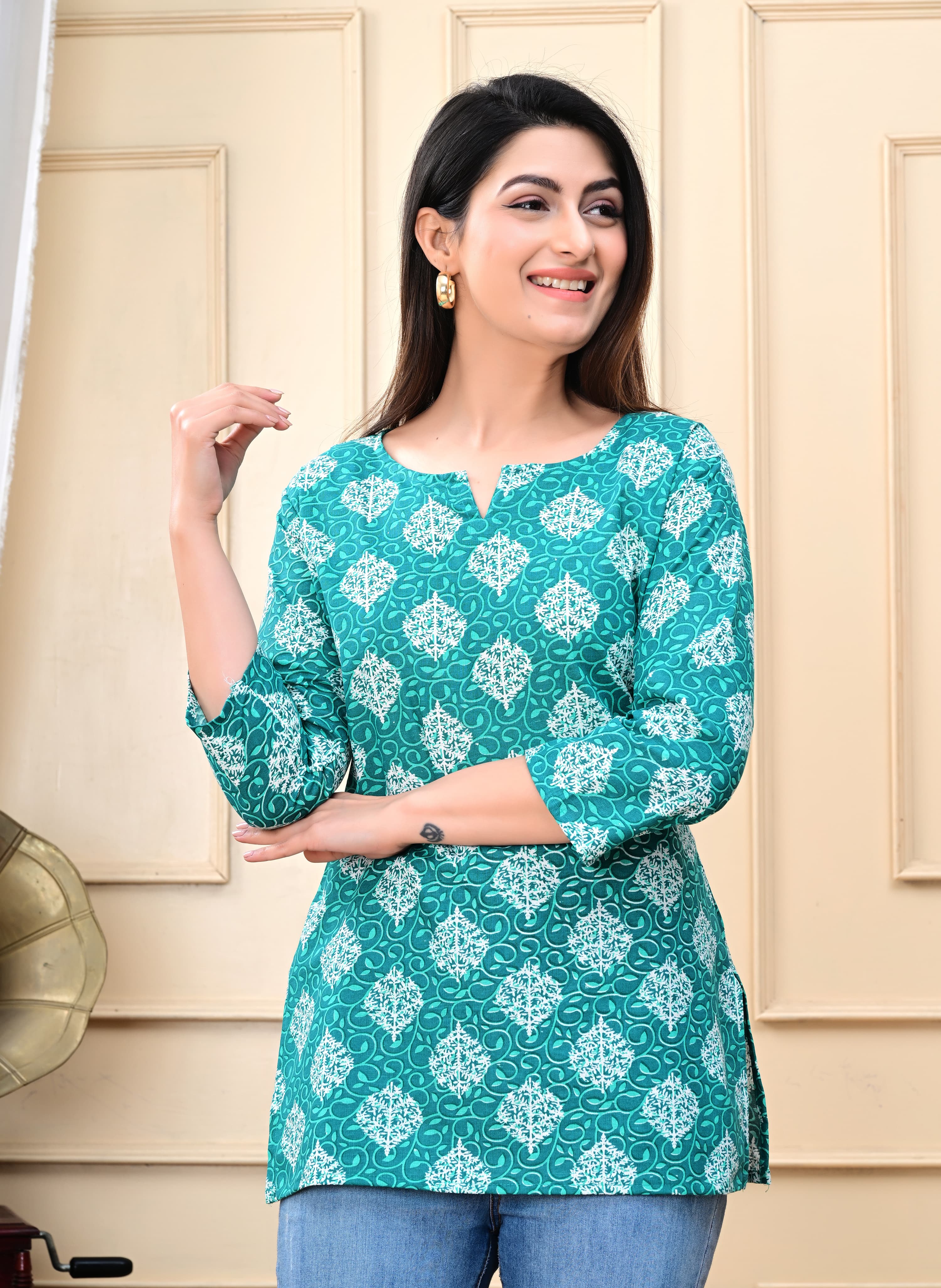 Short Kurti