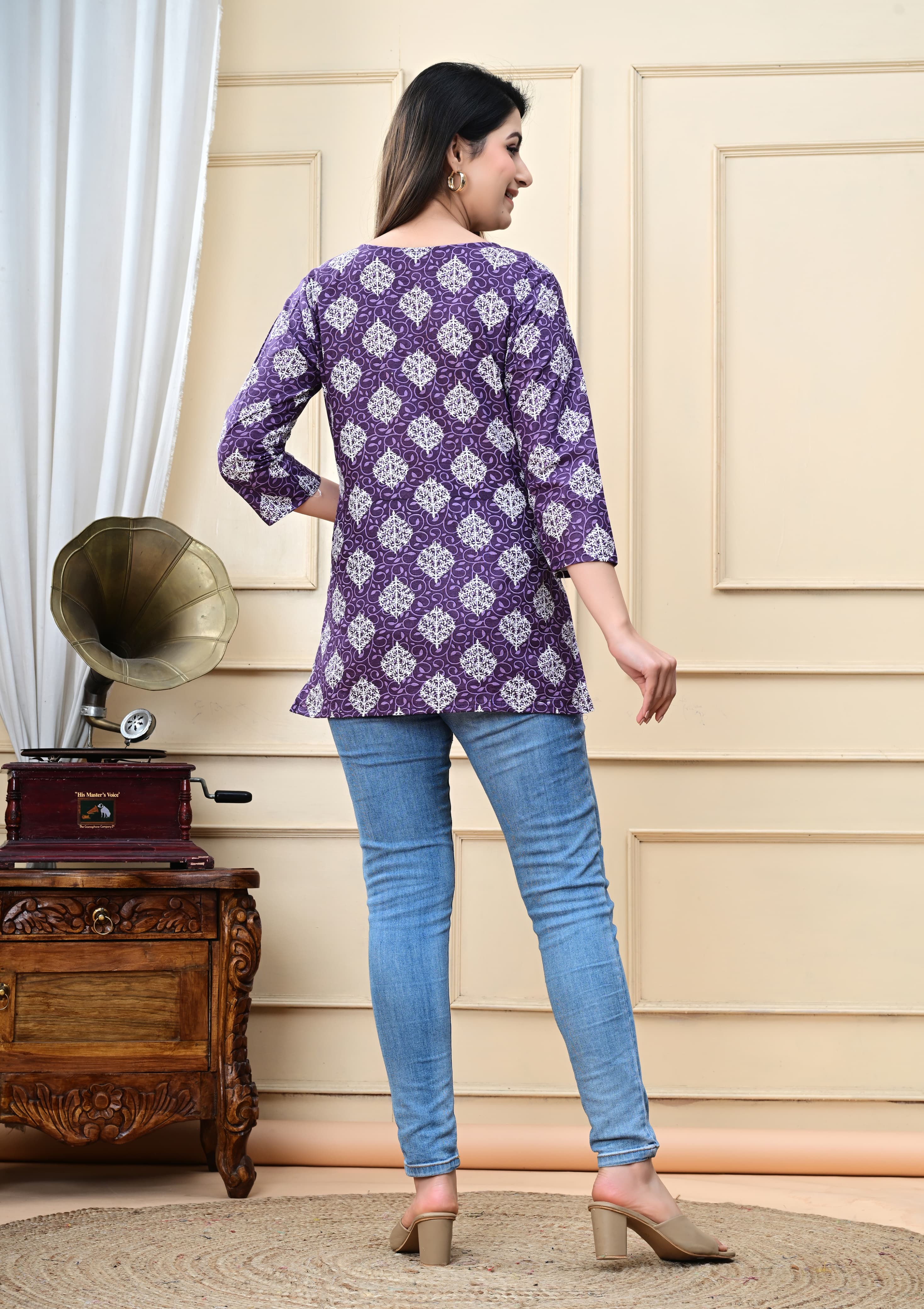 Short Kurti