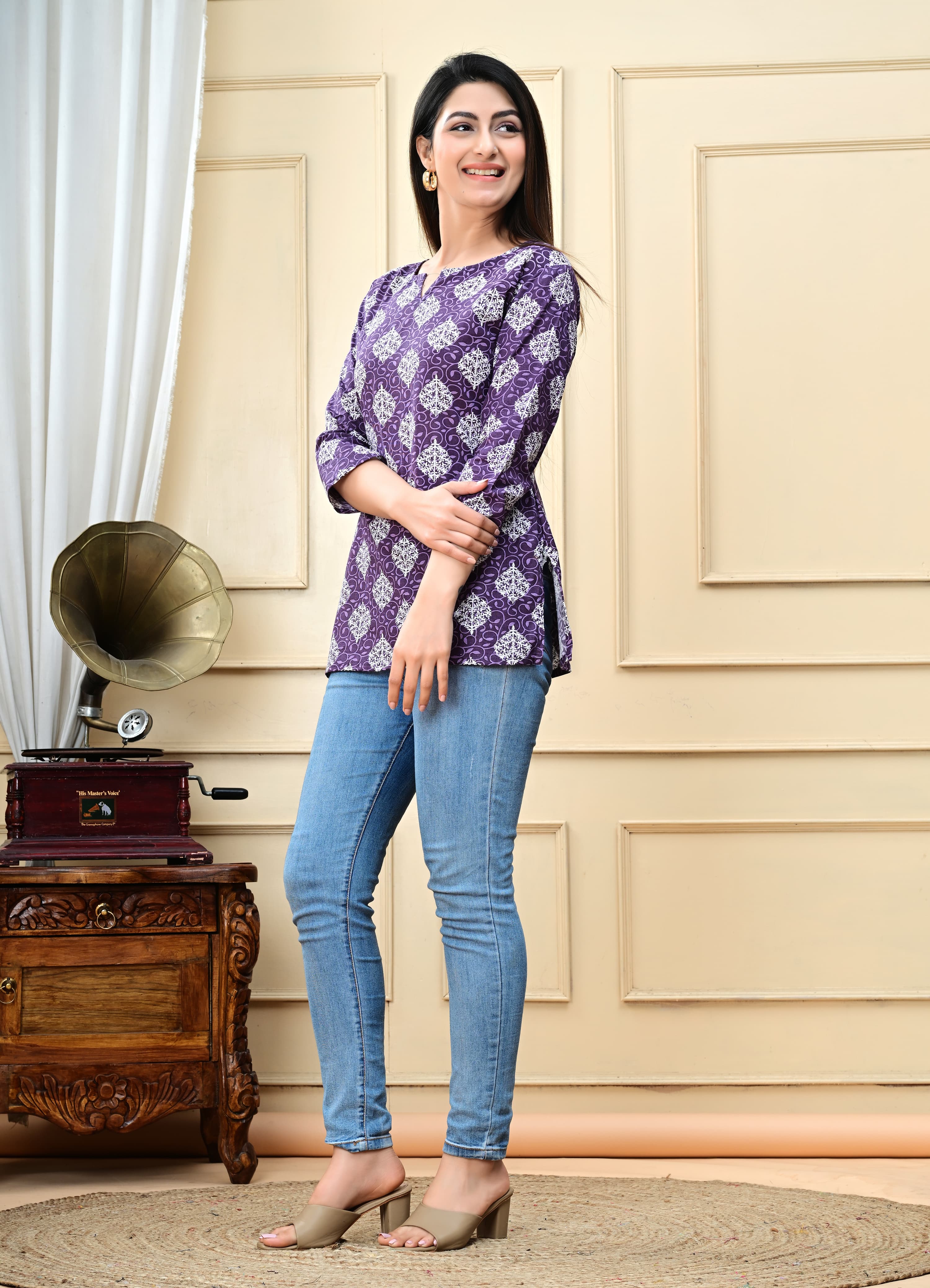 Short Kurti